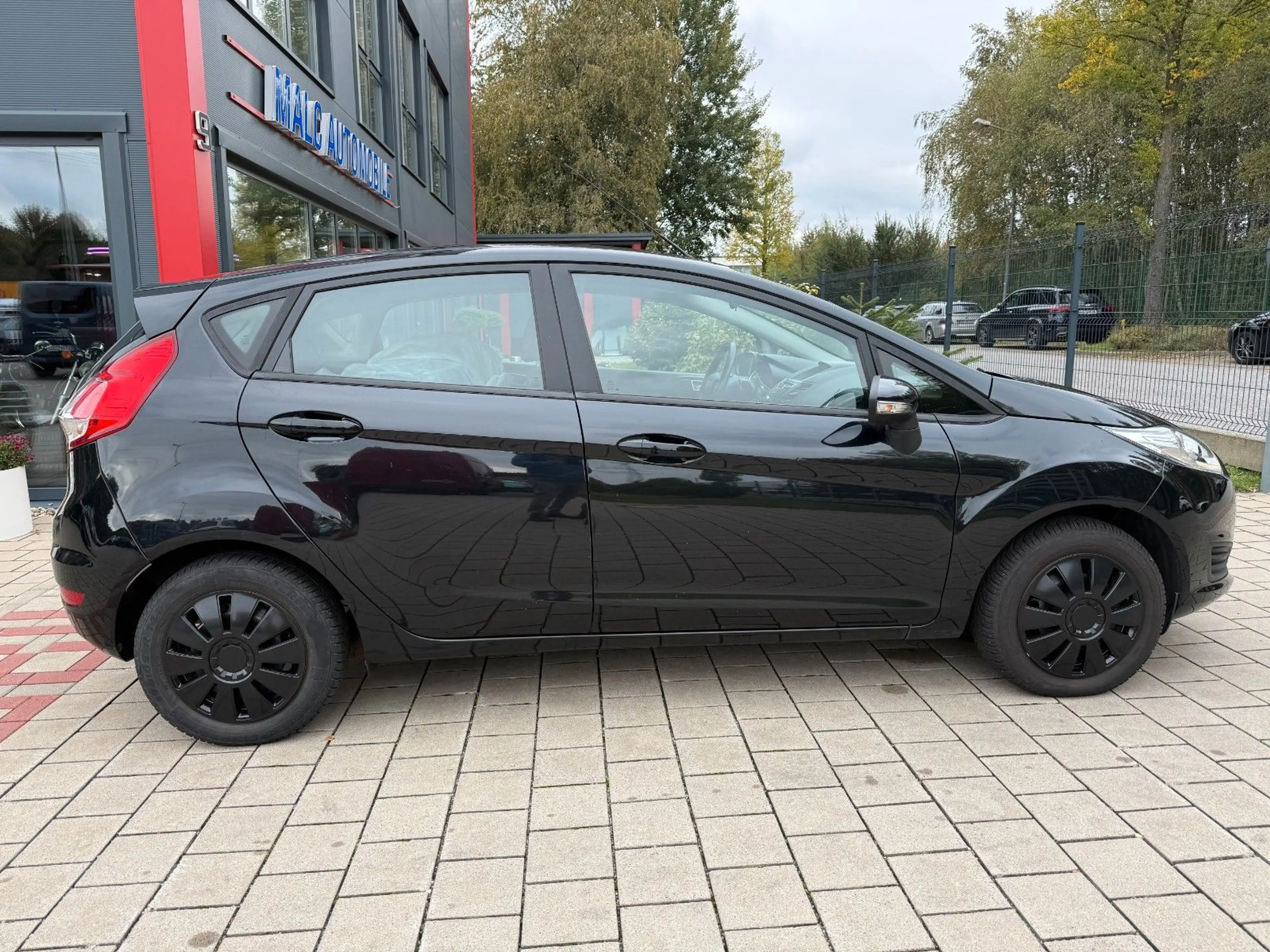 Ford Fiesta Trend (Tüv&Inps. neu) — photo 4