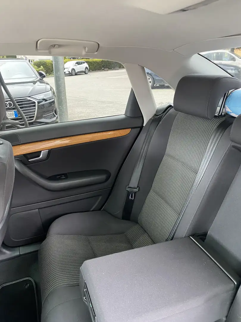 Audi A4 2.0 tdi fap - 1