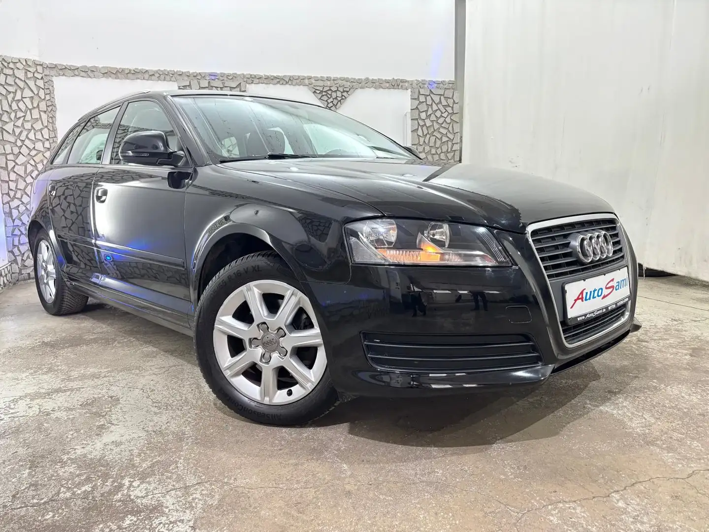 Audi A3 Sportback 1.4 TFSI Ambi 77 TKM KLIMA  2.HAND Schwarz - 1