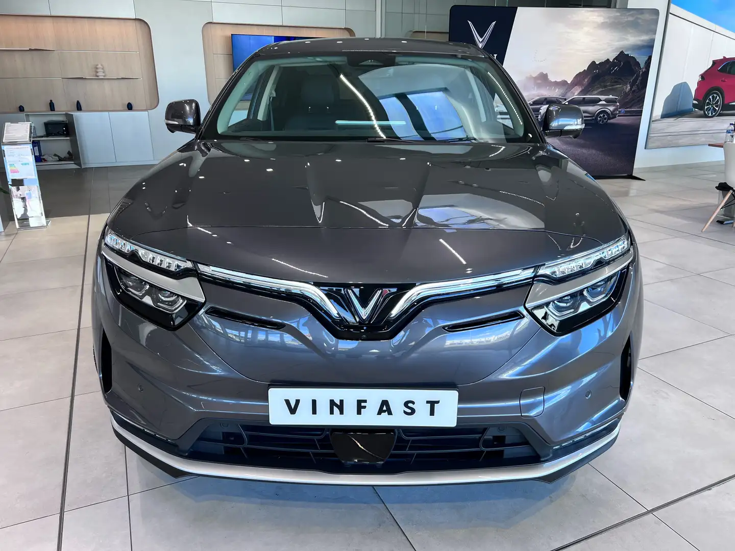VinFast VF 8 Eco 353ch- Garantie 10 ans, SUV 100% électrique Gri - 2