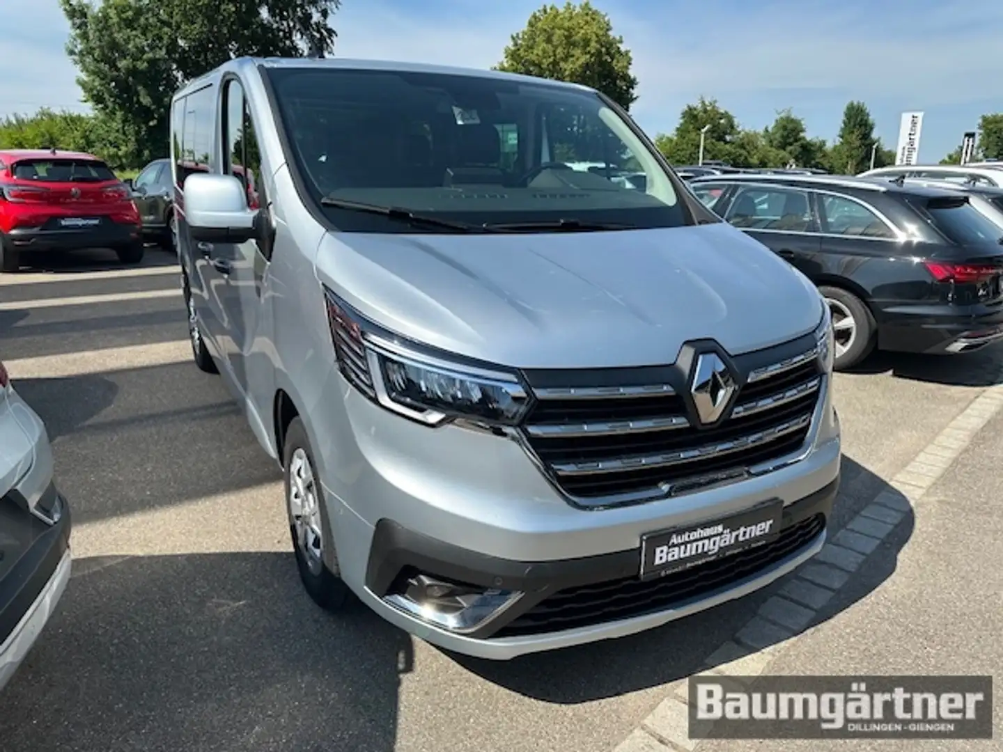 Renault Trafic Combi Life BLUE dCi 150 Kamera/2x Schiebetüre Silber - 2