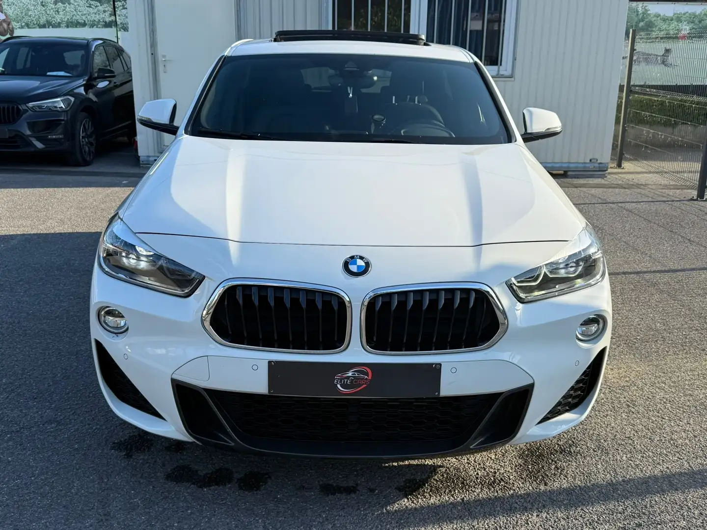 BMW X2 2.0 dAS sDrive18 / PACK M / SUNROOF / FULL BOOK Blanco - 2