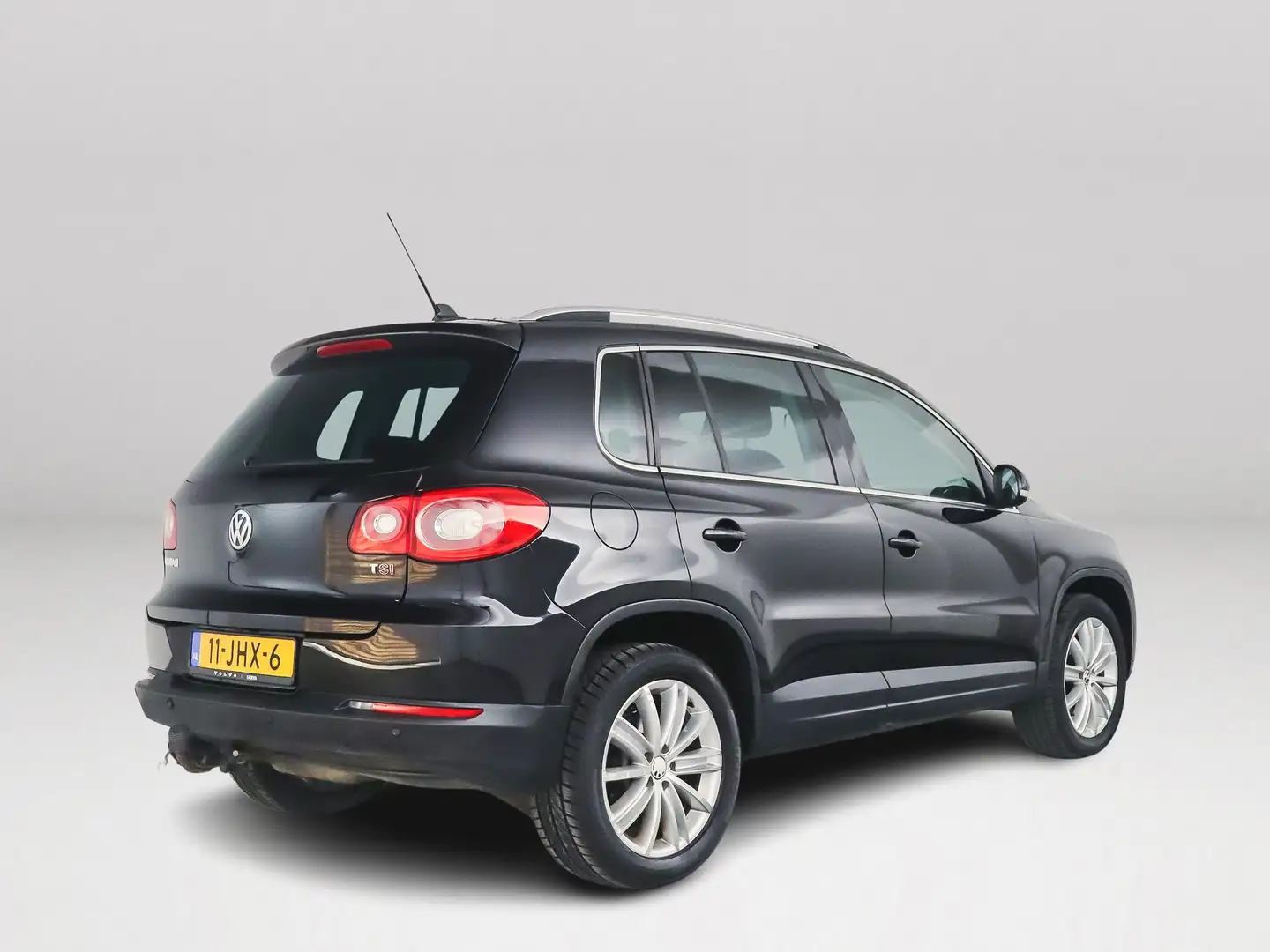 Volkswagen Tiguan TSI Trend&Fun 4Motion | Trekhaak | Panoramadak Schwarz - 2