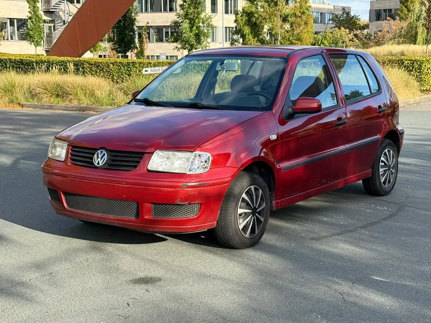 Volkswagen Polo 1.4i Trendline Rouge - 1