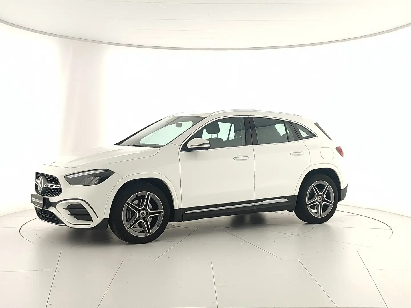 Mercedes-Benz GLA 180 GLA-H247 2023 d AMG Line Advanced Plus auto Bianco - 2