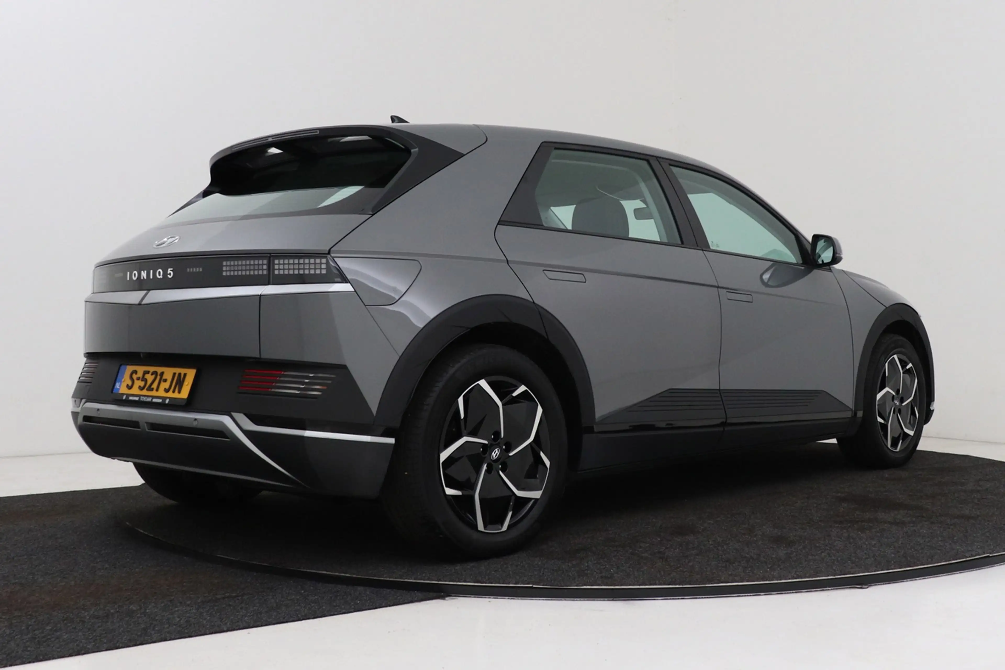 Hyundai IONIQ 5 Style 58 kWh | Trekhaak | 96.5% SOH | Camera | Car — photo 2