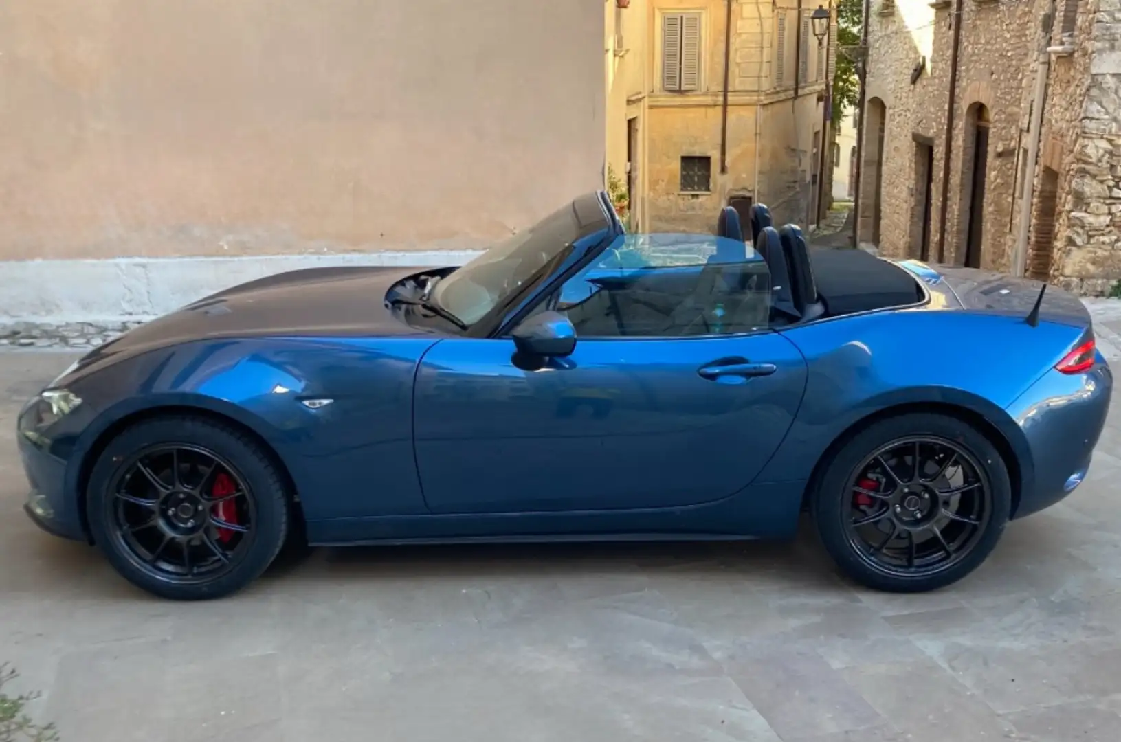 Mazda MX-5 2.0 Sport i-Activsense Technology i-eloop 184cv - 1