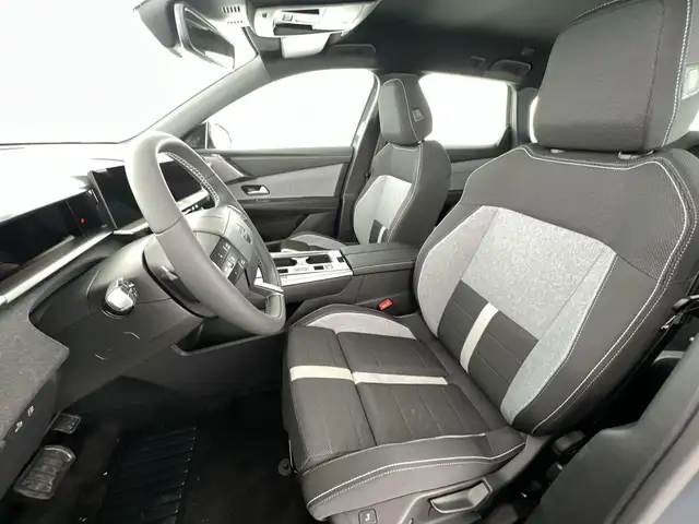 Opel Grandland view 7