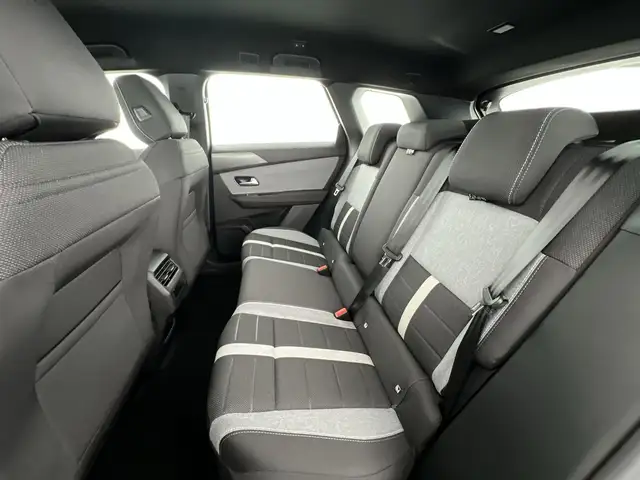 Opel Grandland view 8