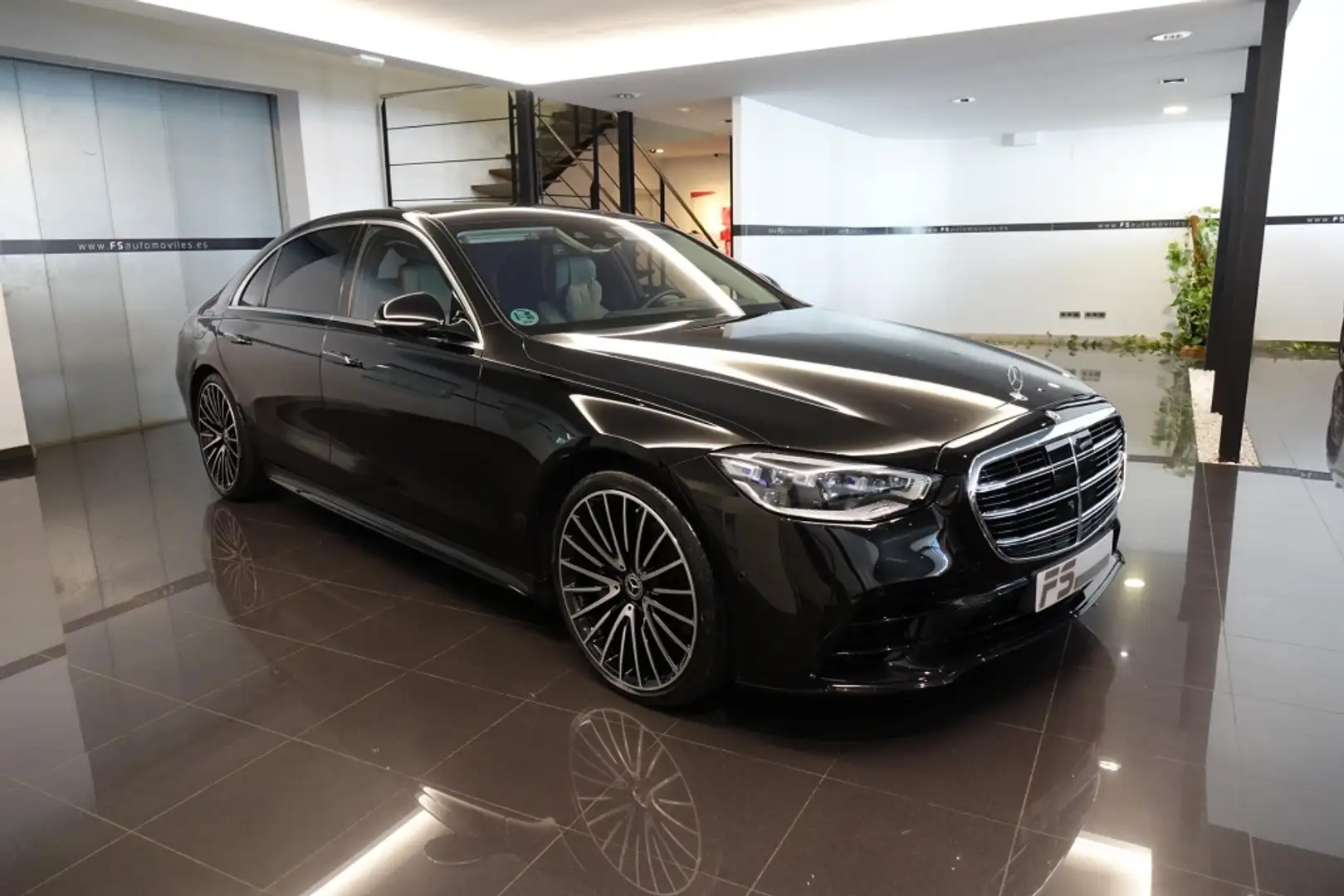 Mercedes-Benz S 400 400d 4Matic 9G-Tronic Larga Чорний - 1