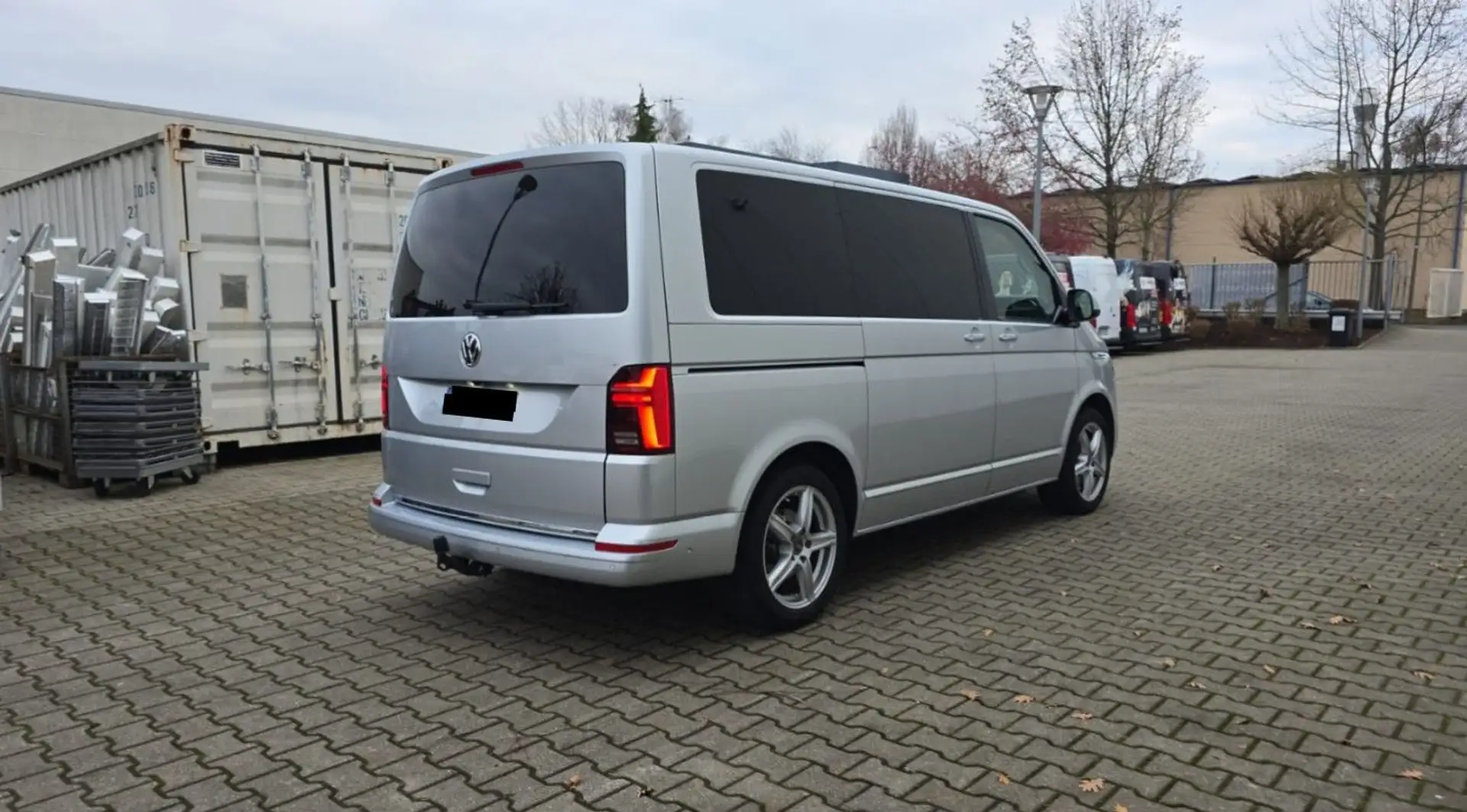 Volkswagen Sonstige T6.1 Multivan Highl 4M AHK Standh ACC Side Lane Silber - 2