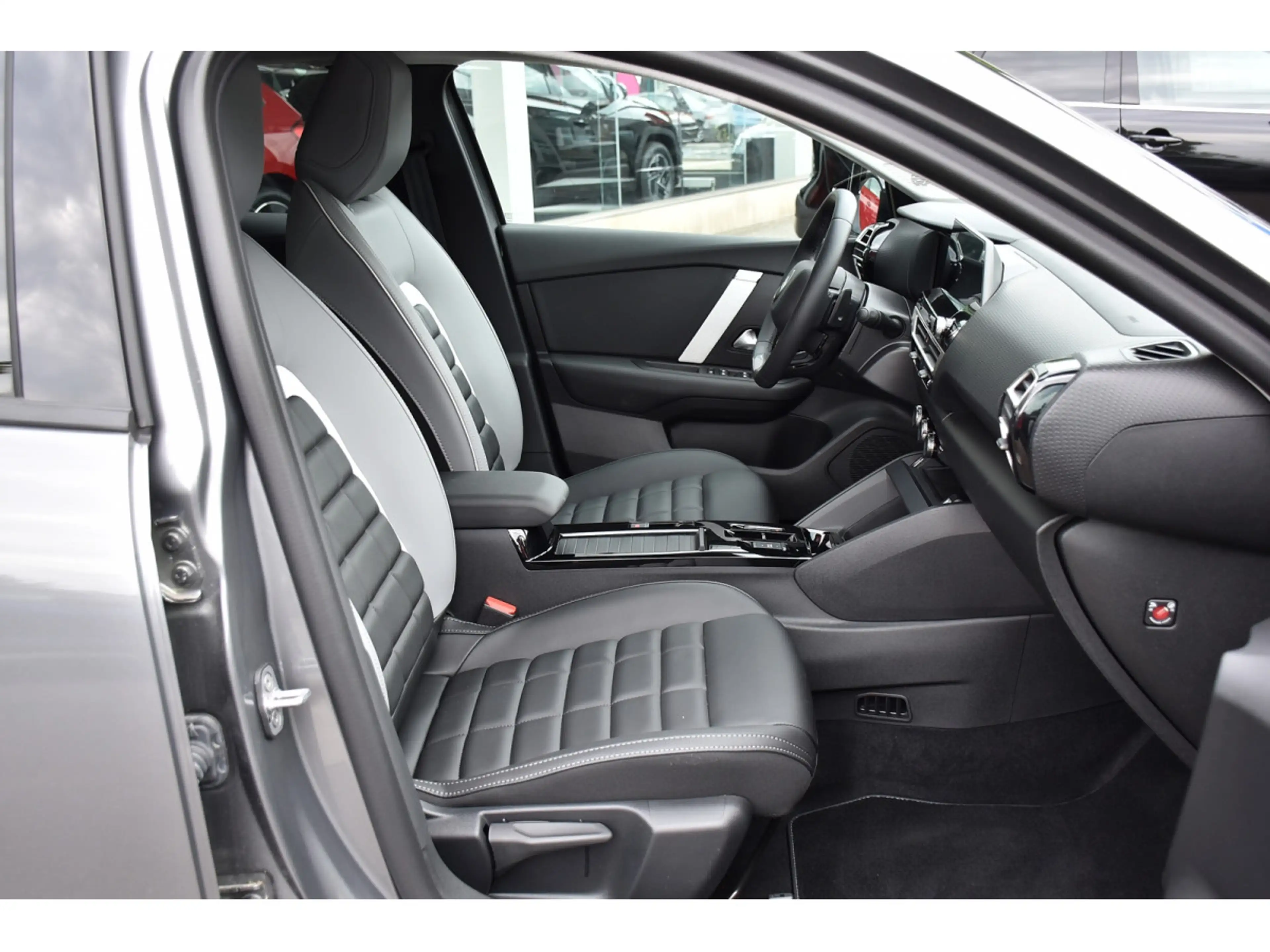 Citroen C4 X 1.2 MHEV 145 e-DCS6 Max ACC SIDE LANE GPS CAM 1°M. — photo 7