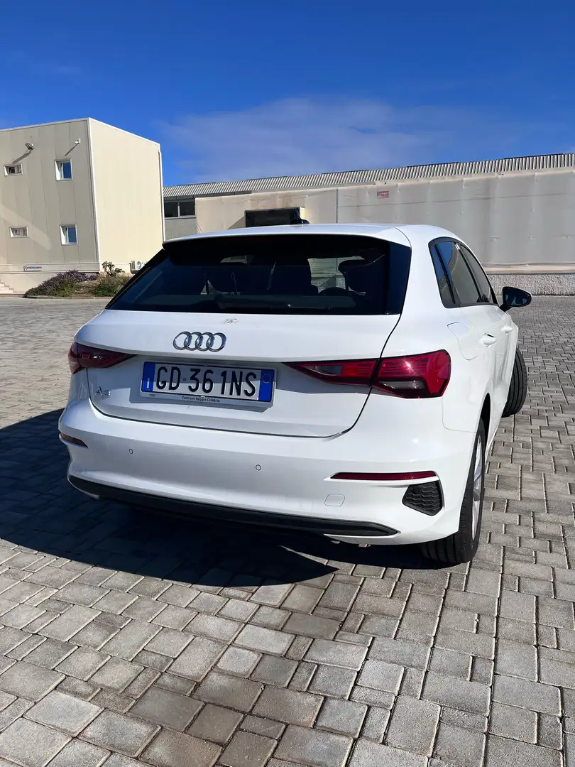 Audi A3 Sportback 30 1.0 tfsi Business Bianco - 2