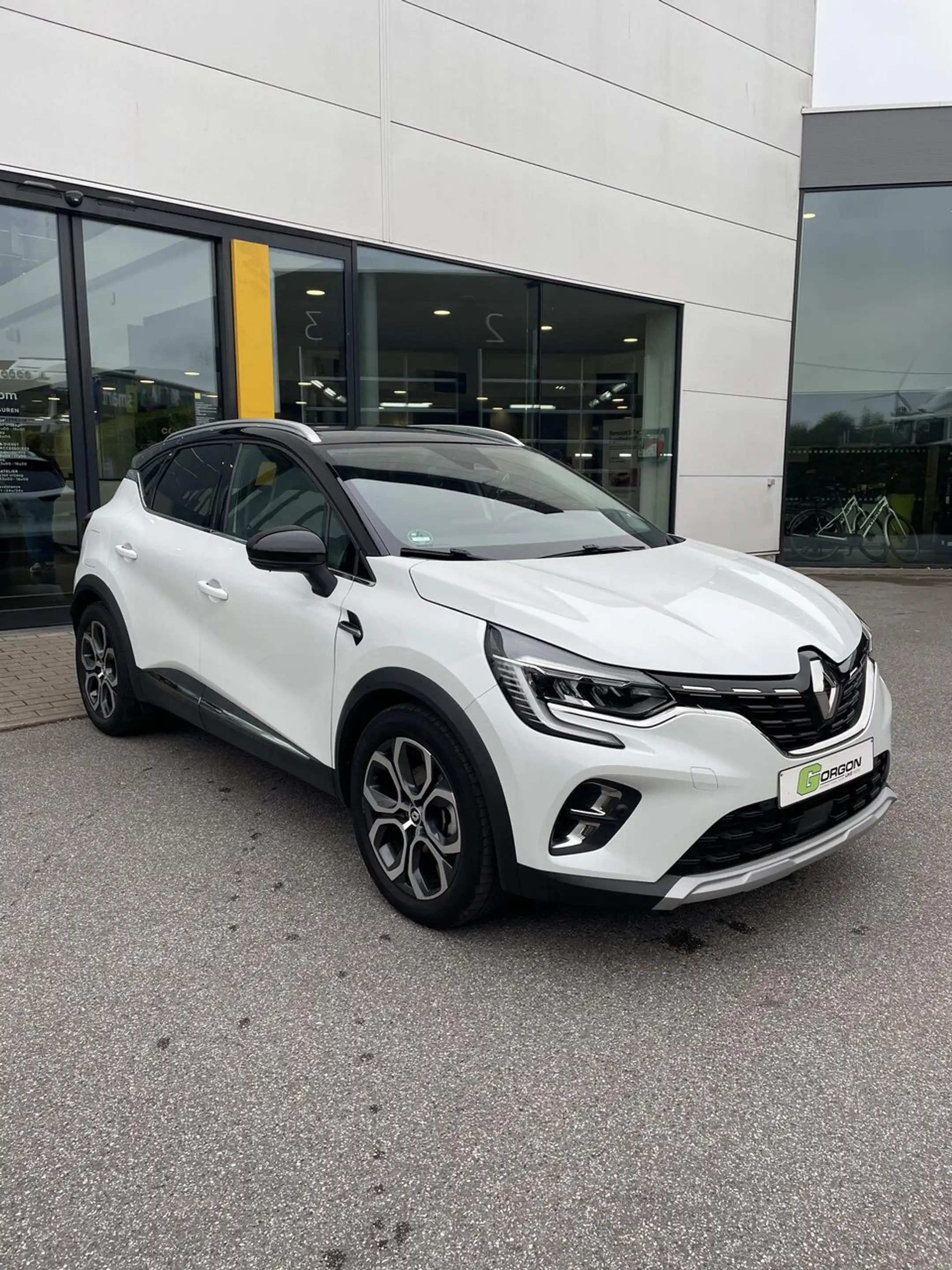 Renault Captur Techno Full Hybrid 145 — photo 12