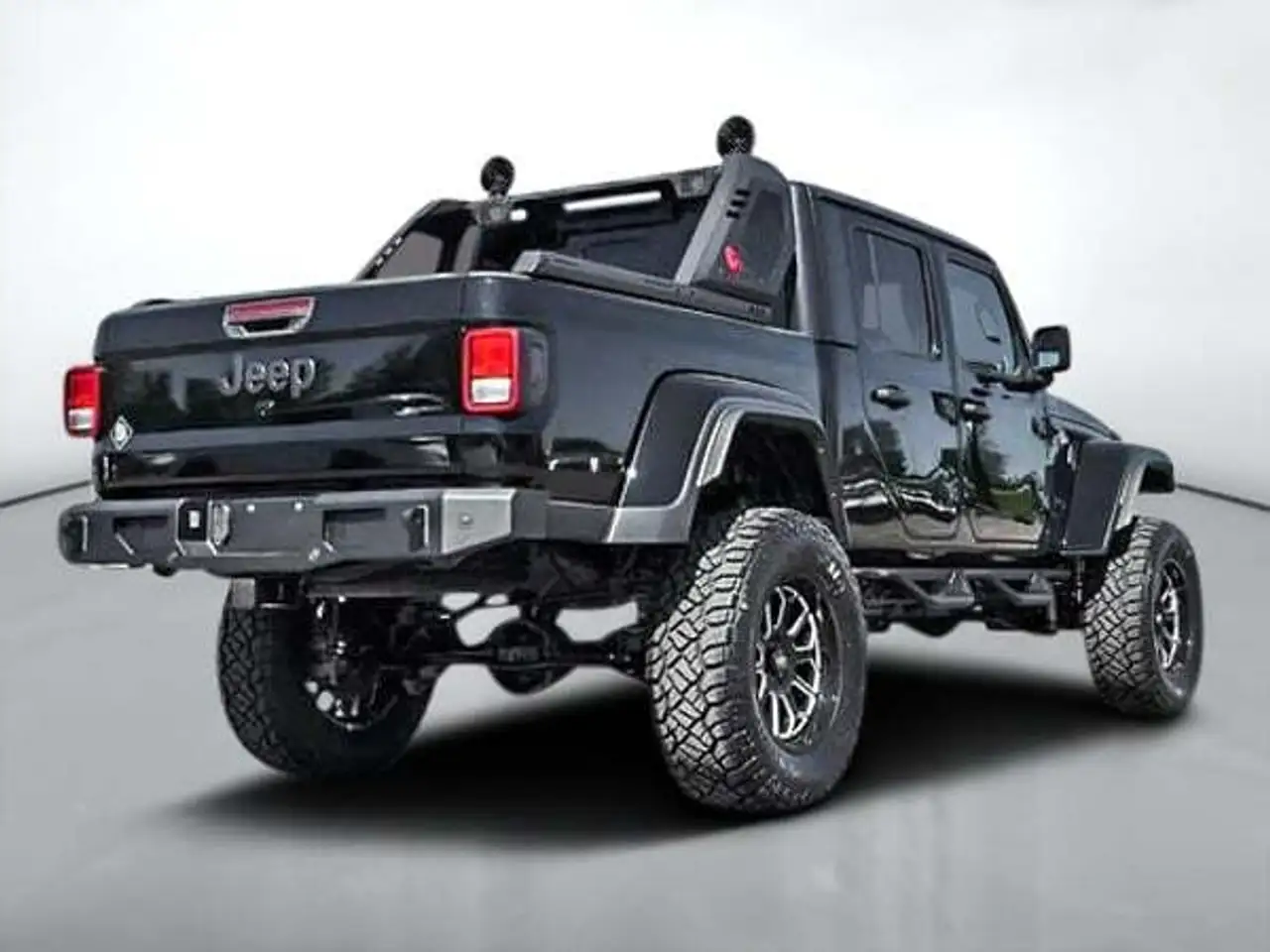 Jeep Gladiator снимка Jeep Gladiator