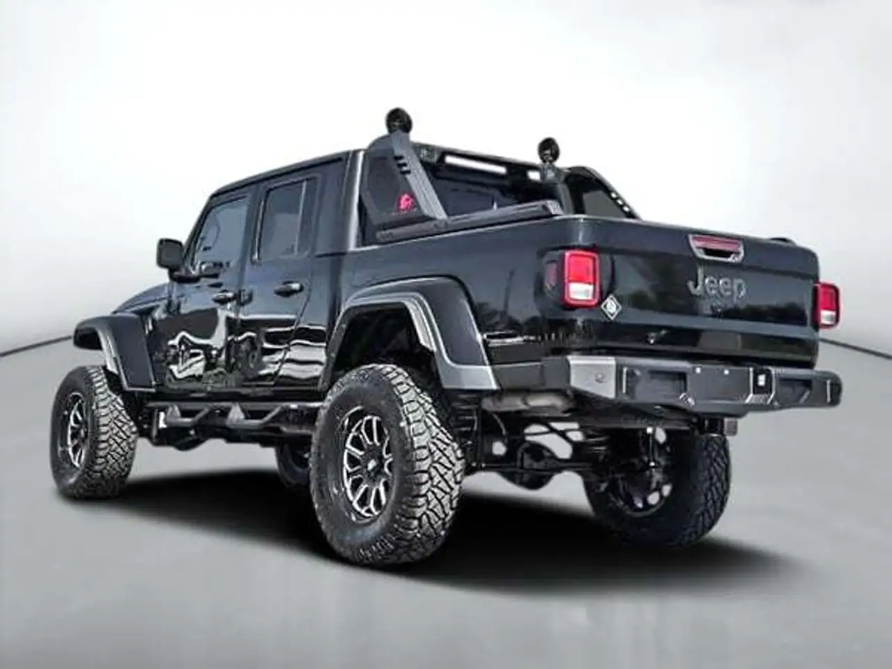 Jeep Gladiator снимка Jeep Gladiator