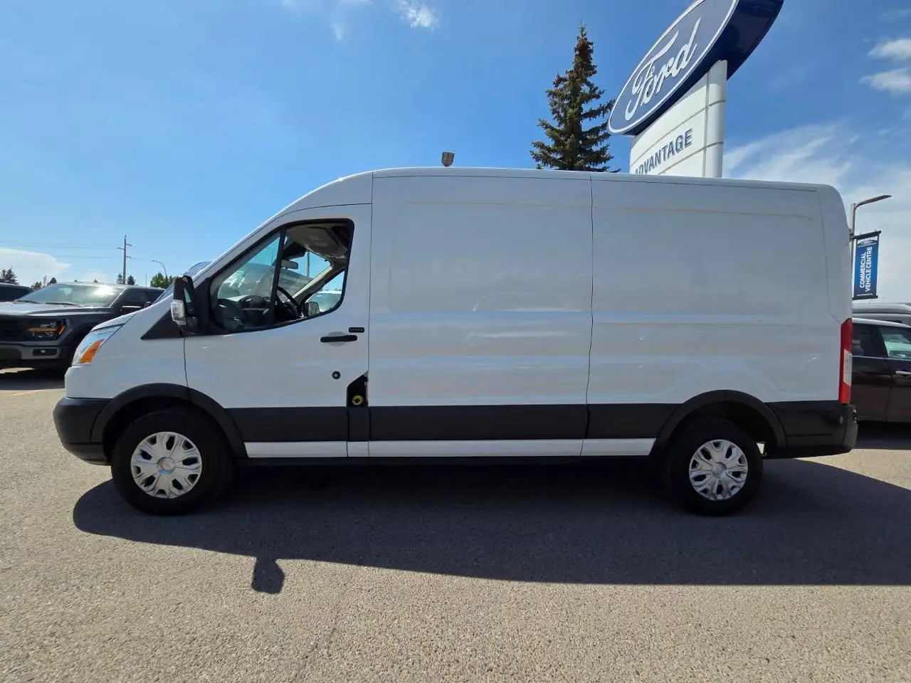 Ford Transit Cargo Van fotografie Ford Transit Cargo Van