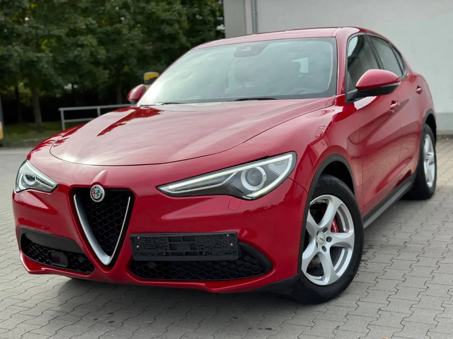Alfa Romeo Stelvio Super / LED/ACC/Memory/CAM/EHK/XENON Rot - 1