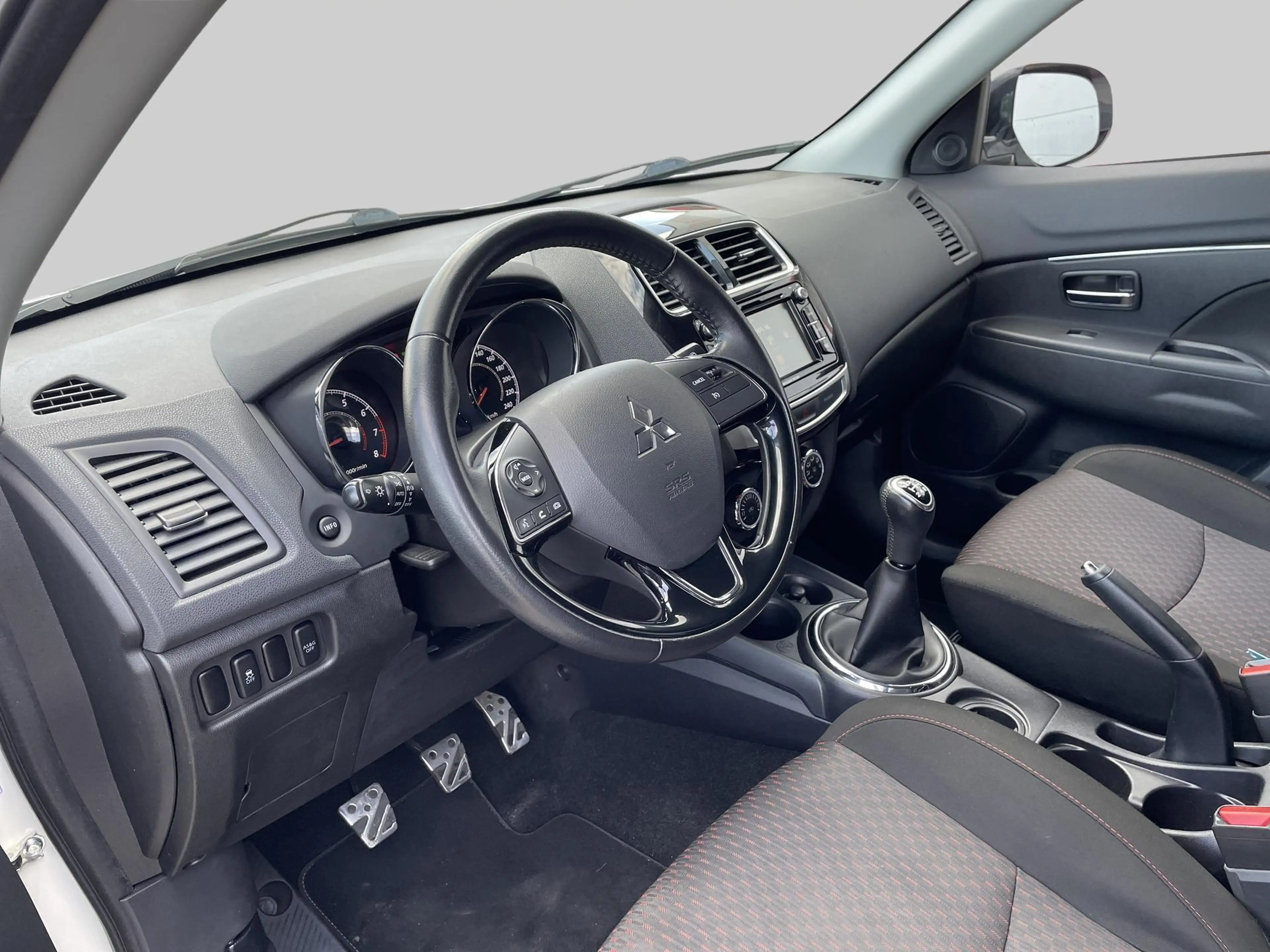 Mitsubishi ASX 1.6 Cleartec Connect Pro Trekhaak — photo 4