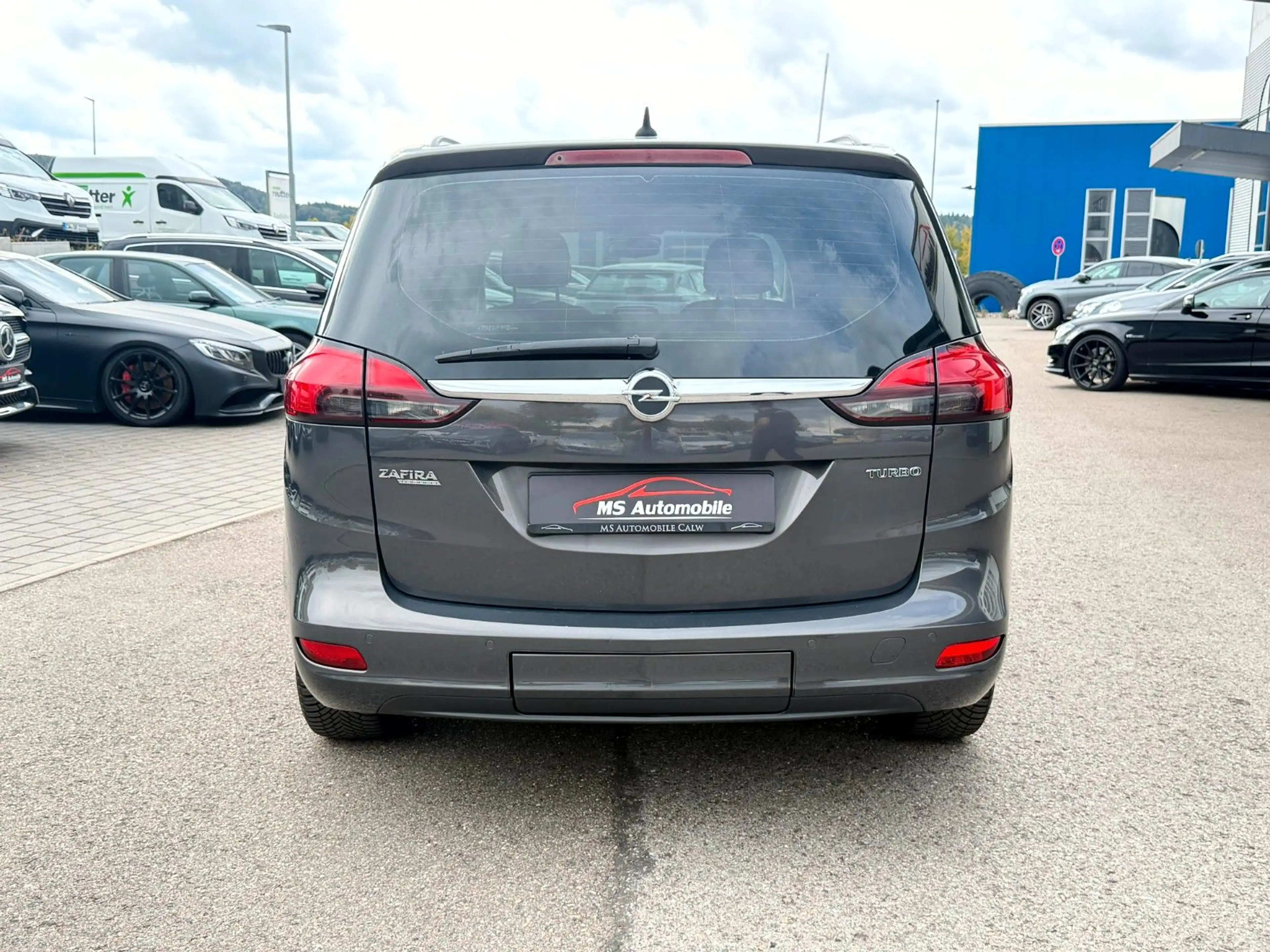 Opel Zafira C Tourer Active_Xenon_Navi_AHK_LenkHz — photo 6