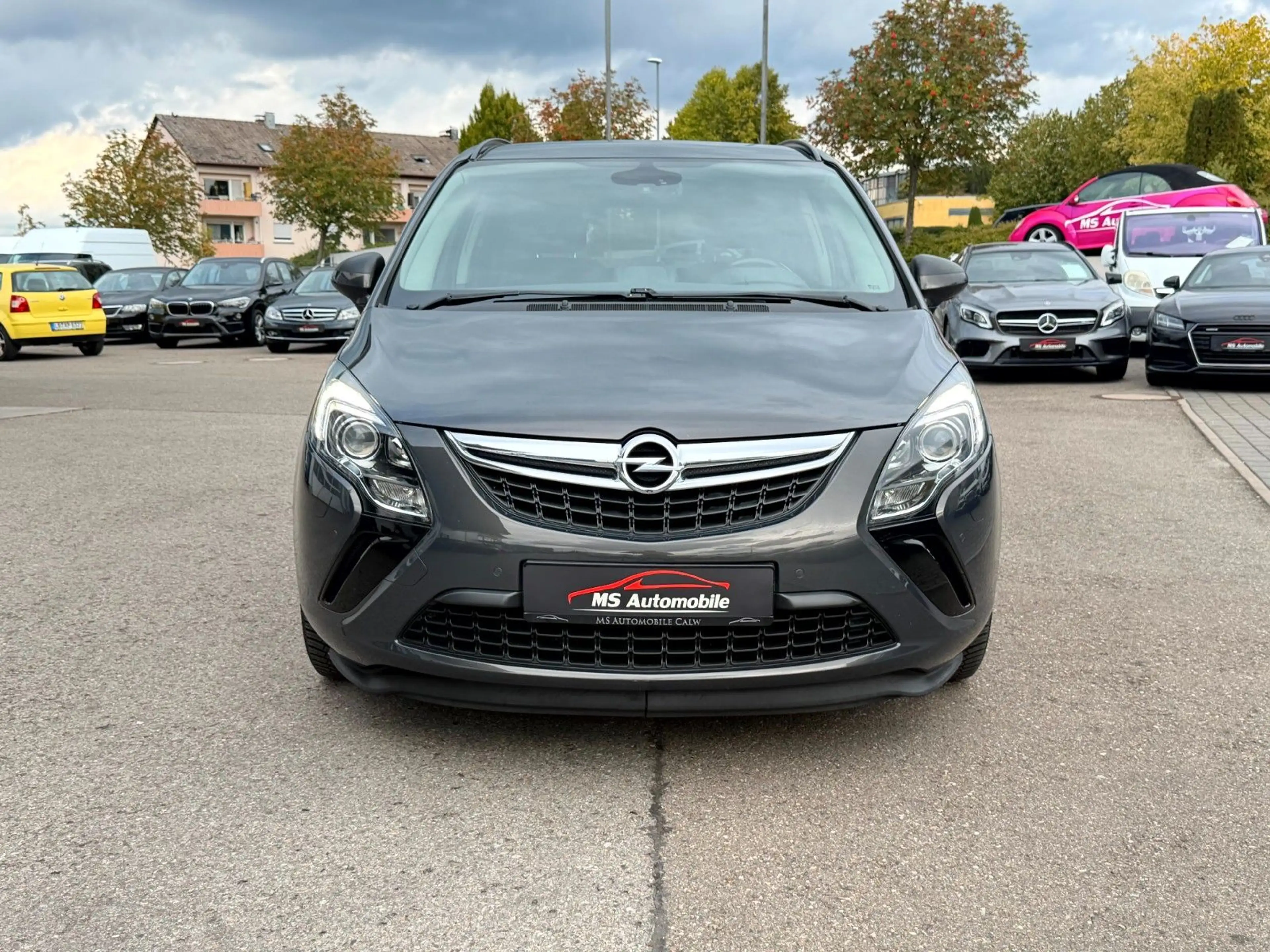 Opel Zafira C Tourer Active_Xenon_Navi_AHK_LenkHz — photo 2