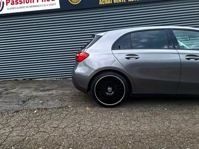Mercedes-Benz A-Class view 12