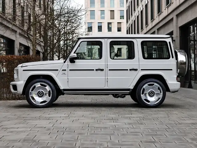 Mercedes-Benz G 63 Amg view 2