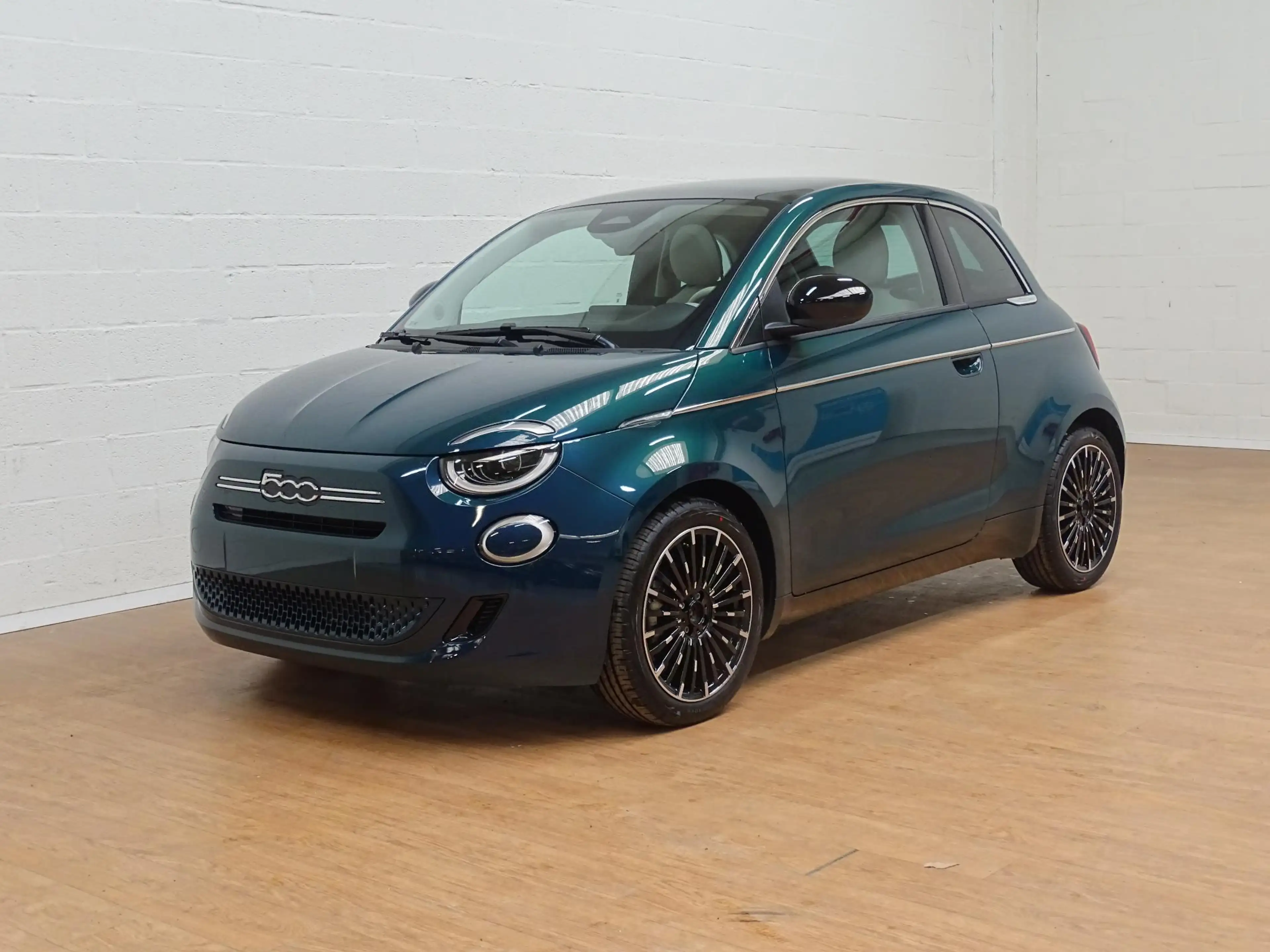 Fiat 500 1.0 Hybrid LA PRIMA Al vanaf € 379/maand – All-in — photo 5