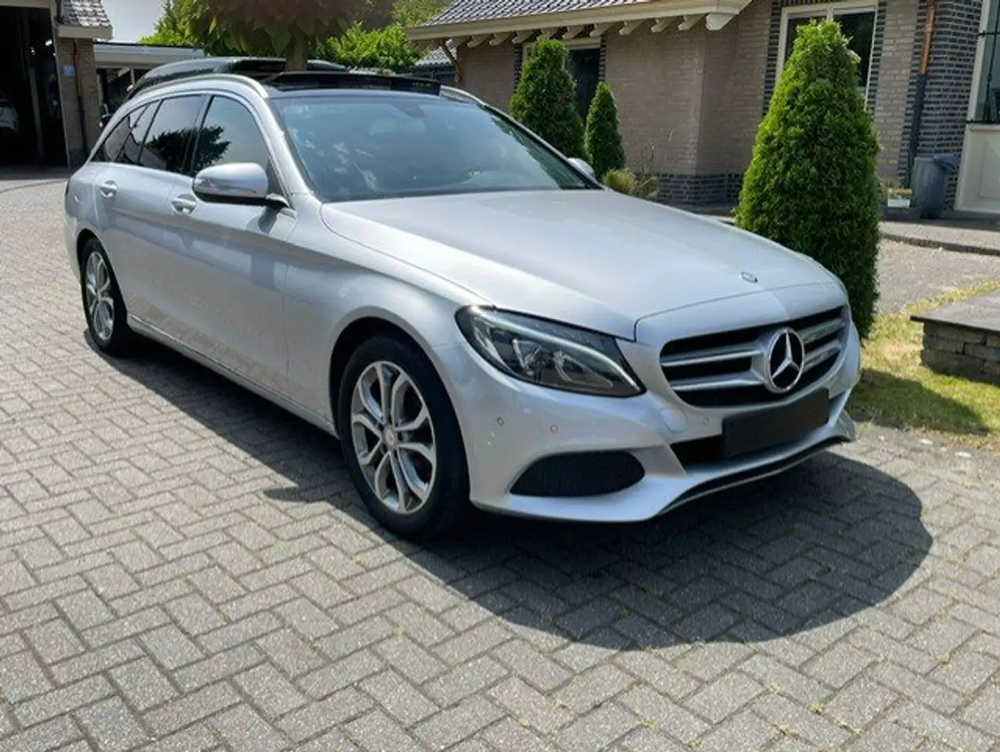 Mercedes-Benz C 200 Estate d BleuTEC AVANTGARDE PANO NAVI LED Gris - 1
