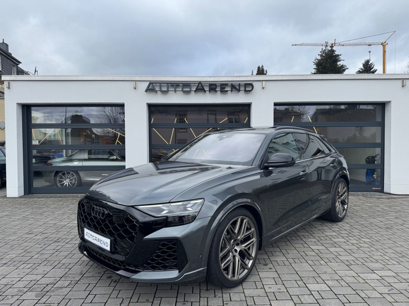 Audi RS Q8 4.0 TFSI quattro *MY25, Pano, 23", Massage*