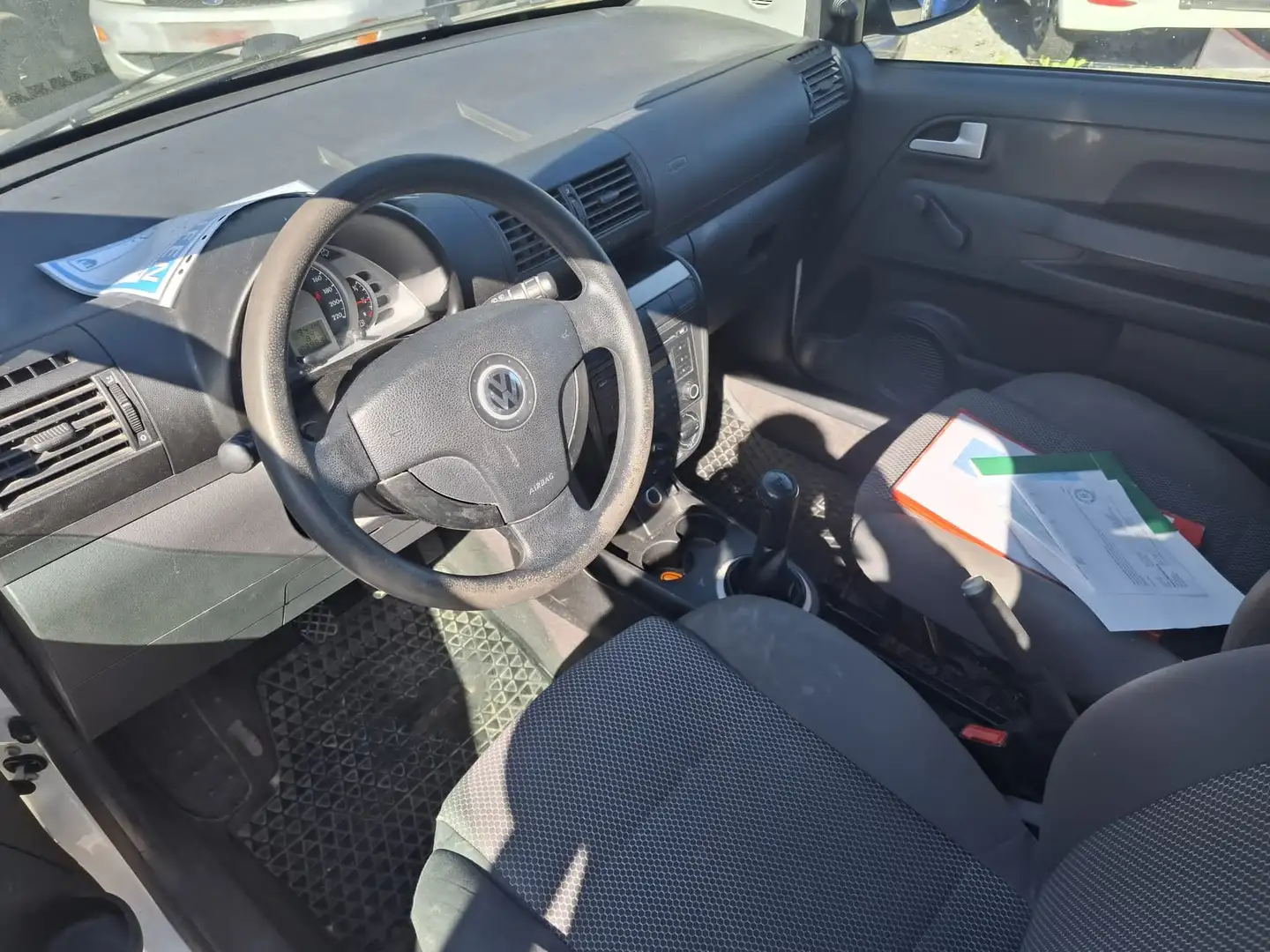 Volkswagen Fox Basis Weiß - 2