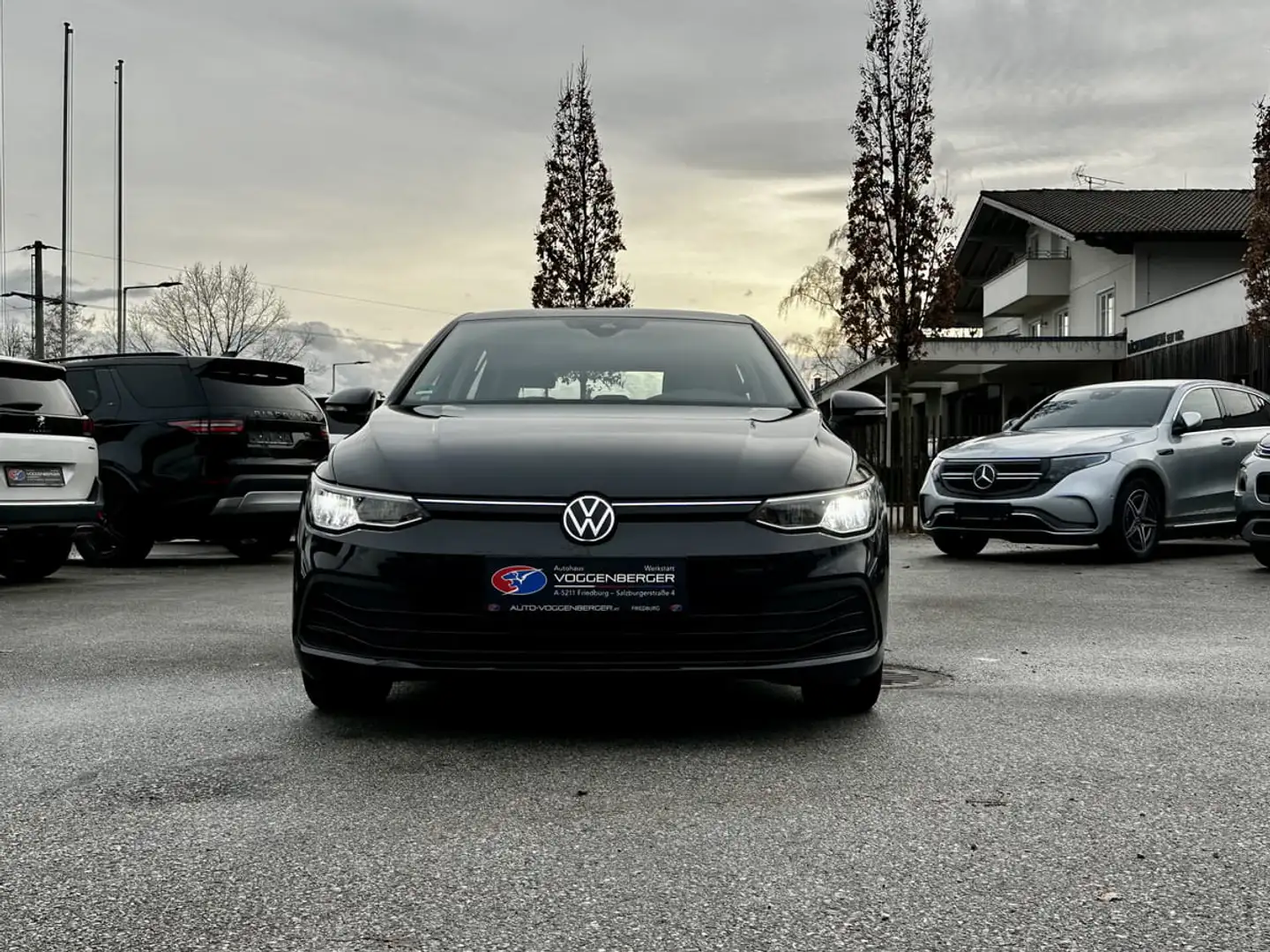 Volkswagen Golf Standard Schwarz - 2