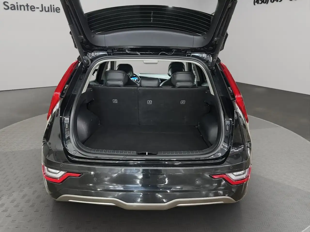 Kia Niro снимка Kia Niro
