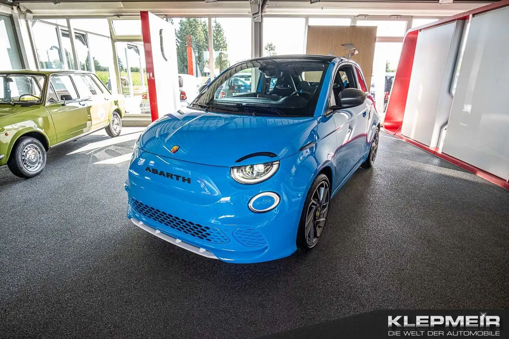 Abarth 500C Scorpionissima Azul - 1