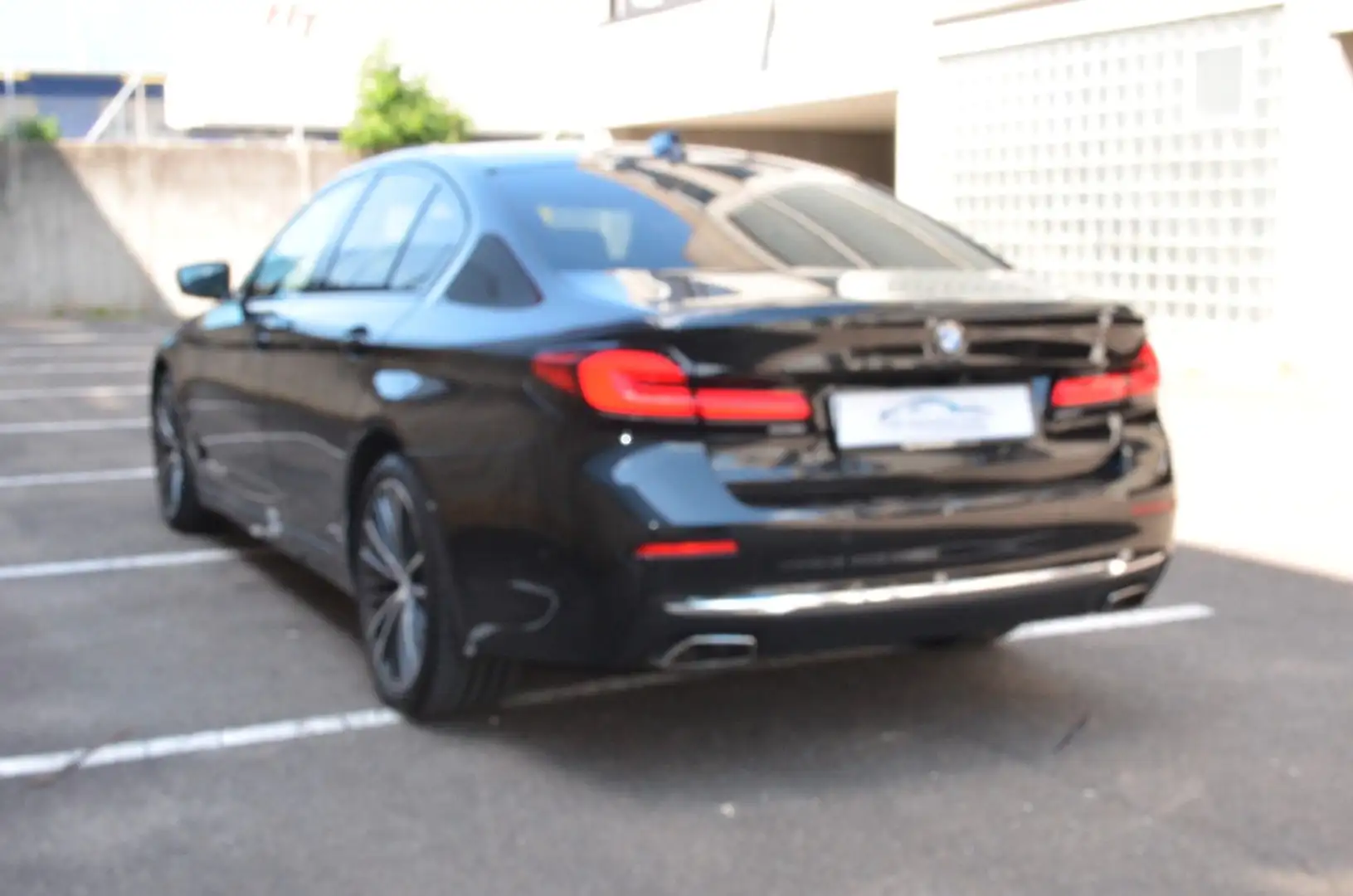 BMW 530 d xDrive Luxury Line TRAUMAUTO VOLLAUSST. Noir - 2