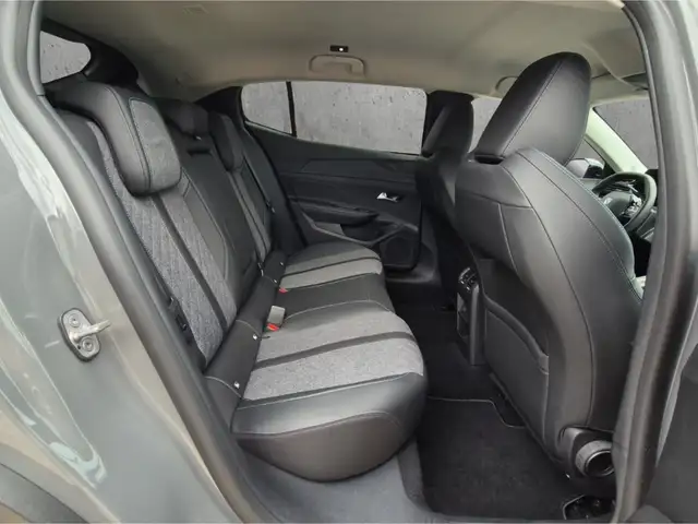 Peugeot 408 view 14