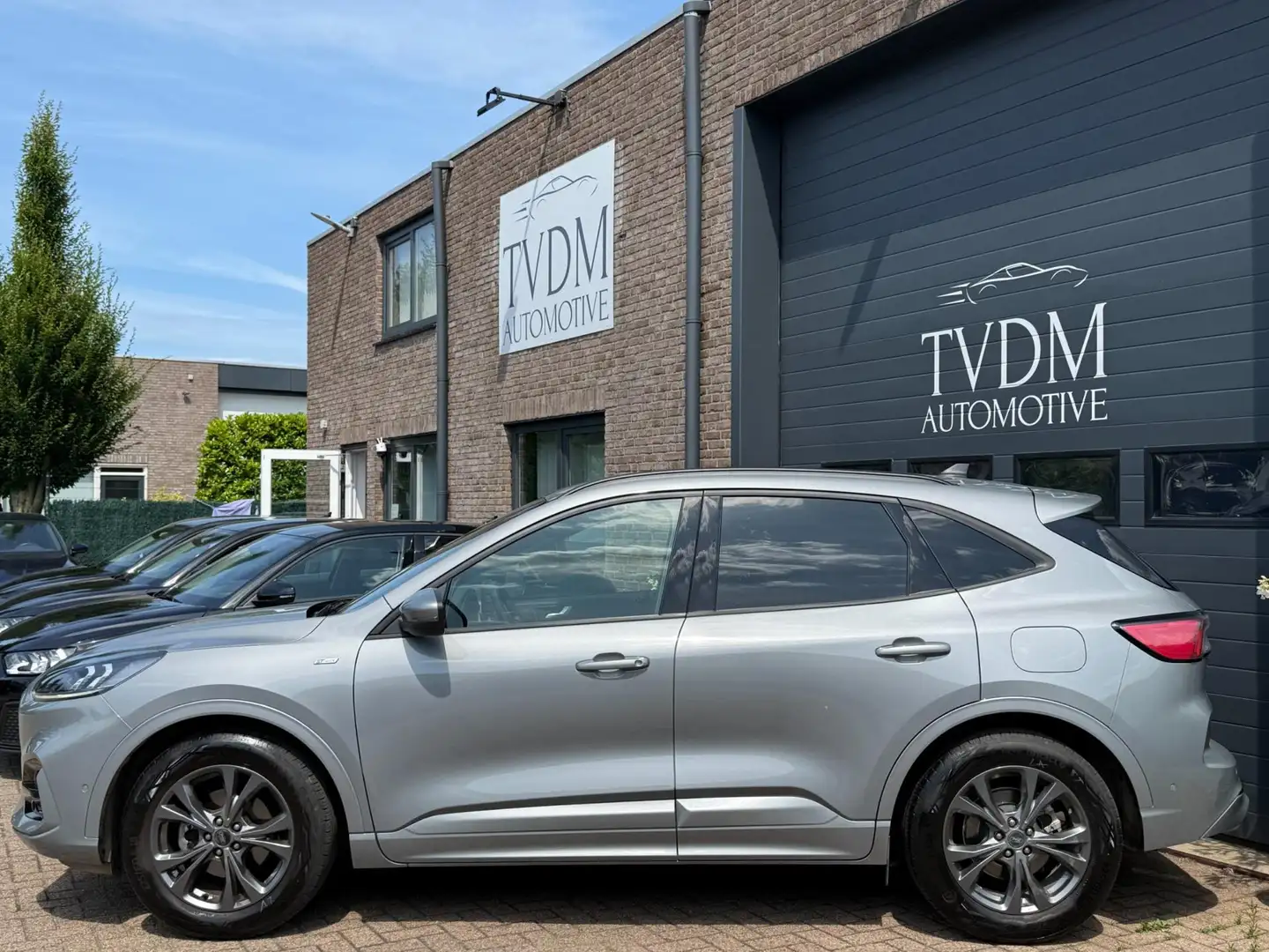 Ford Kuga 1.5 EcoBoost ST-Line|NAVI|CAMERA|VIRTUAL|1/2 LEDER Grau - 2