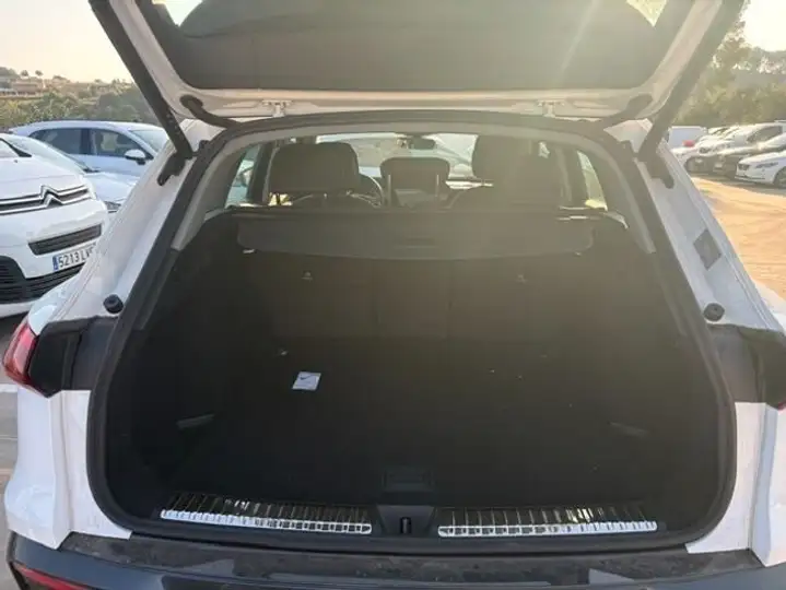 Audi Q5 2025, foto 8