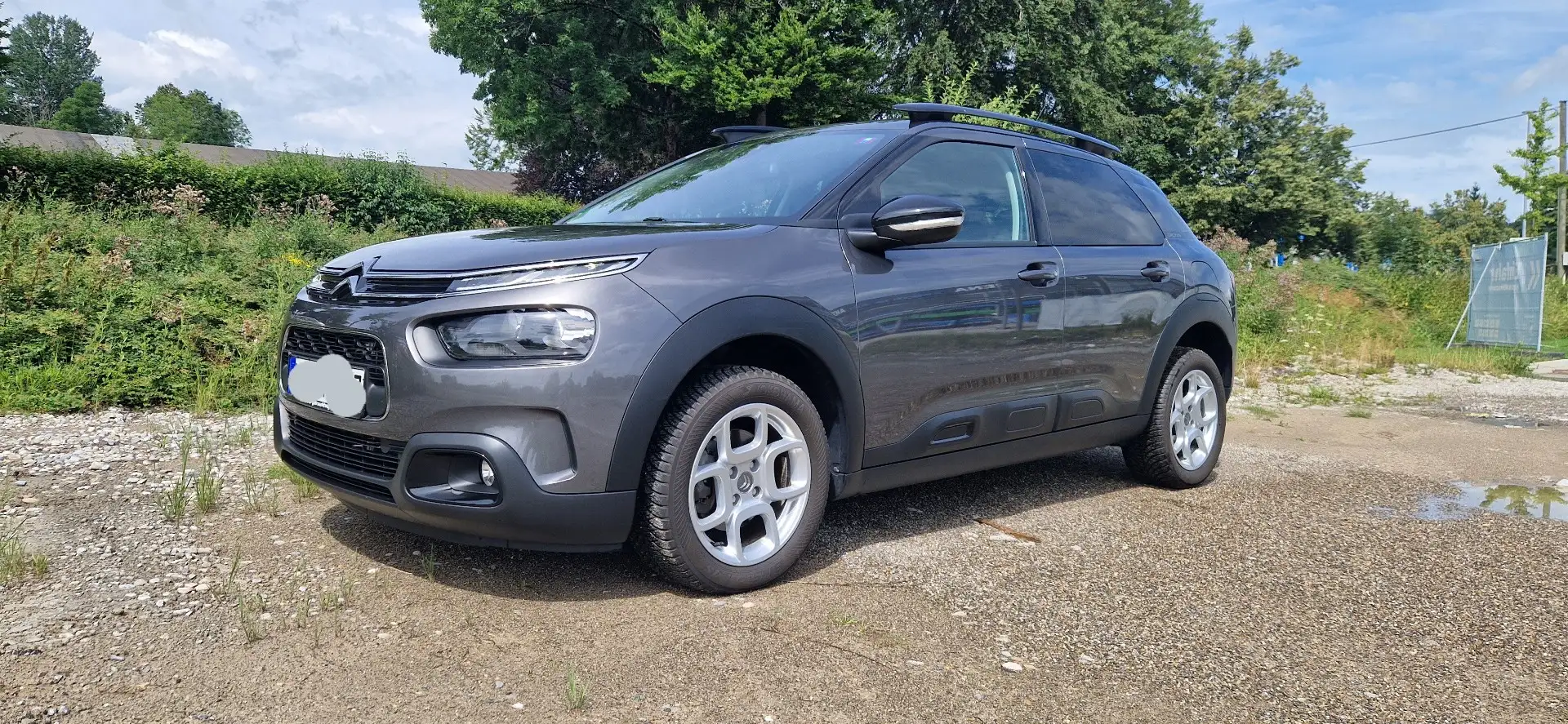 Citroen C4 Cactus PureTech 130 Stop&Start EAT6 Shine Grau - 2