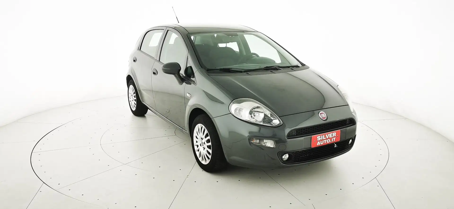 Fiat Punto 1.2 8V 5 porte Street EasyPower Grigio - 1
