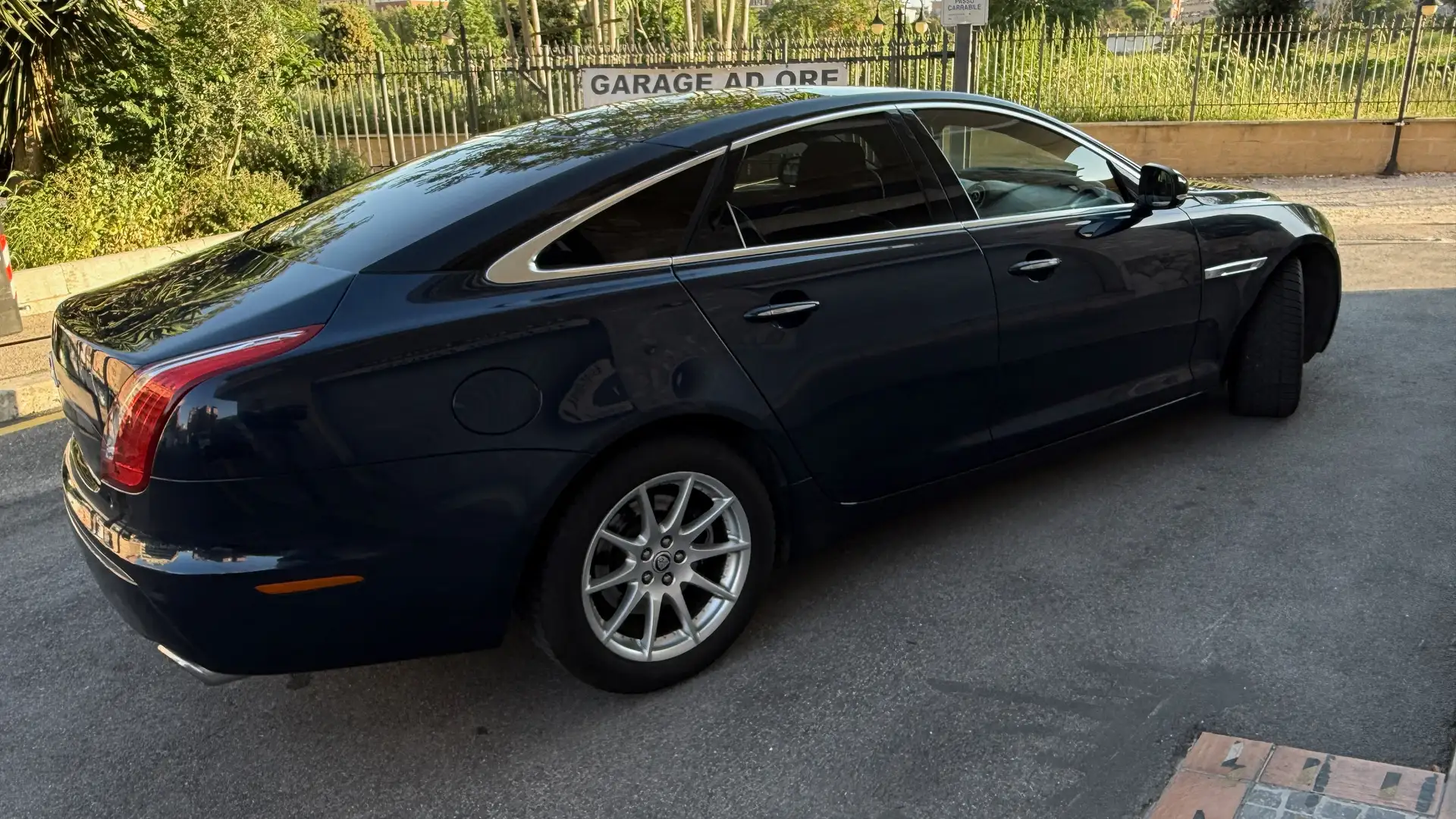 Jaguar XJ XJ 3.0d V6 Premium Luxury auto Azul - 1
