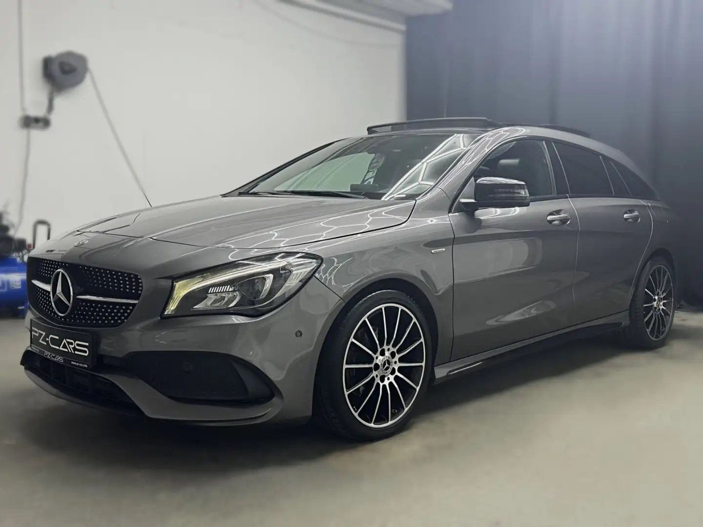 Mercedes-Benz CLA 200 DCT AMG-Line|LED|Pano|XL-Navi|RKam|Leder Grau - 1