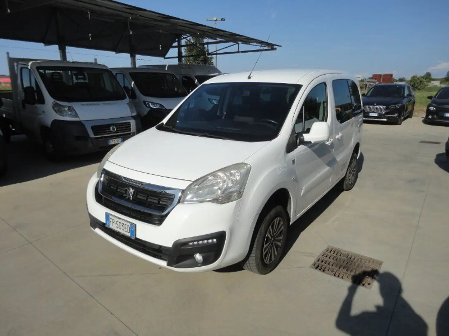 Peugeot Partner Partner Tepee BlueHDi 100 4x4 Active Traction Con Bianco - 2