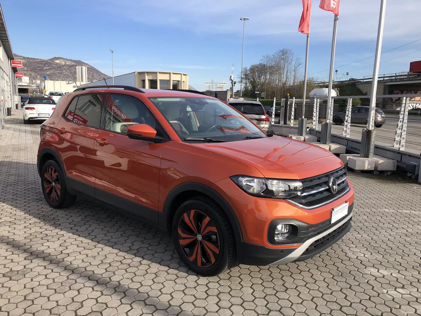 Volkswagen T-Cross T-Cross 2019 1.0 tsi Style 115cv dsg Orange - 2