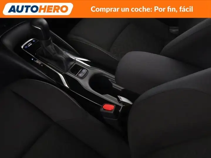 Toyota Auris 2020, foto 28