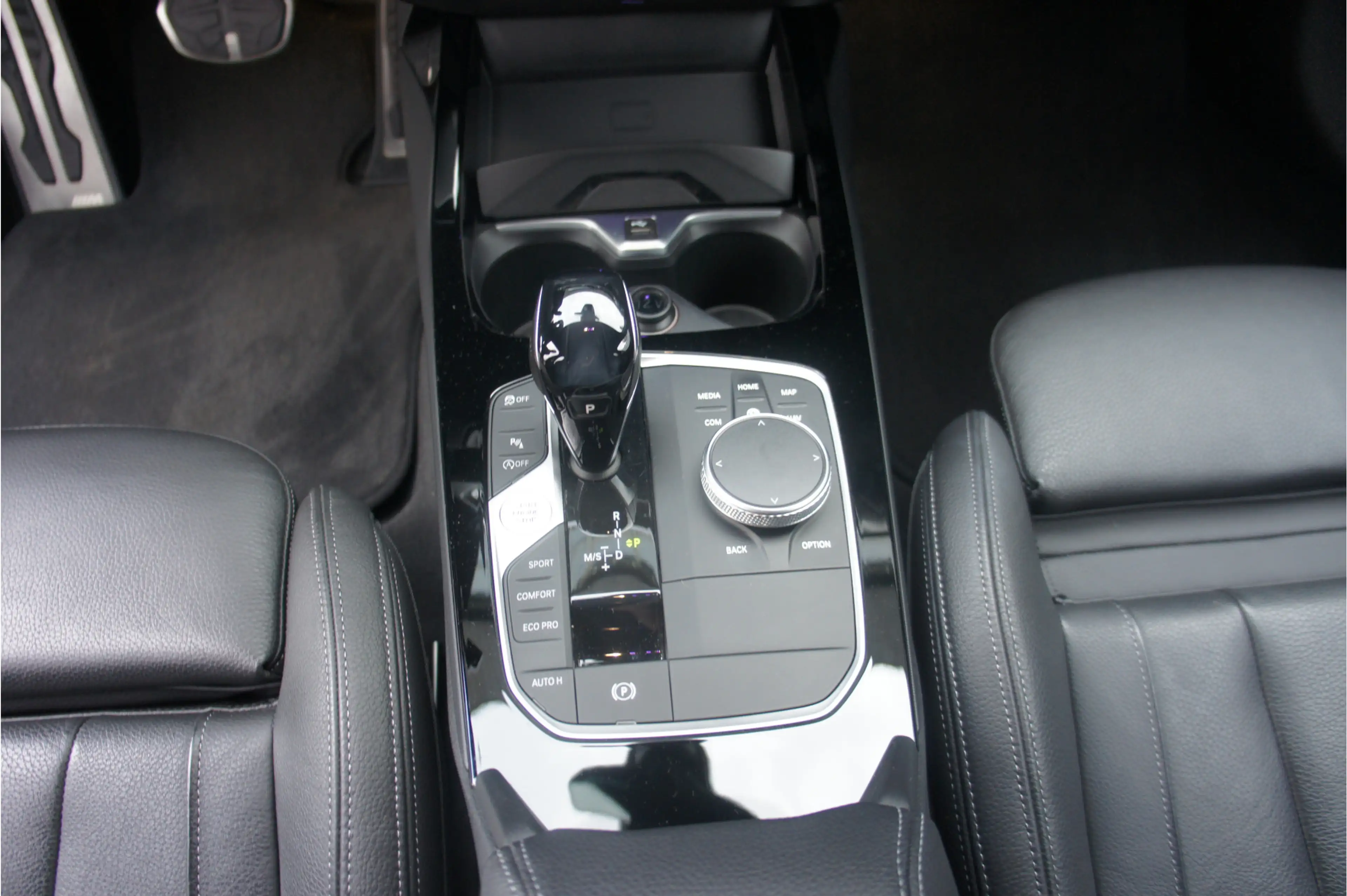 BMW 135 1-serie M135i xDrive High Executive — photo 12