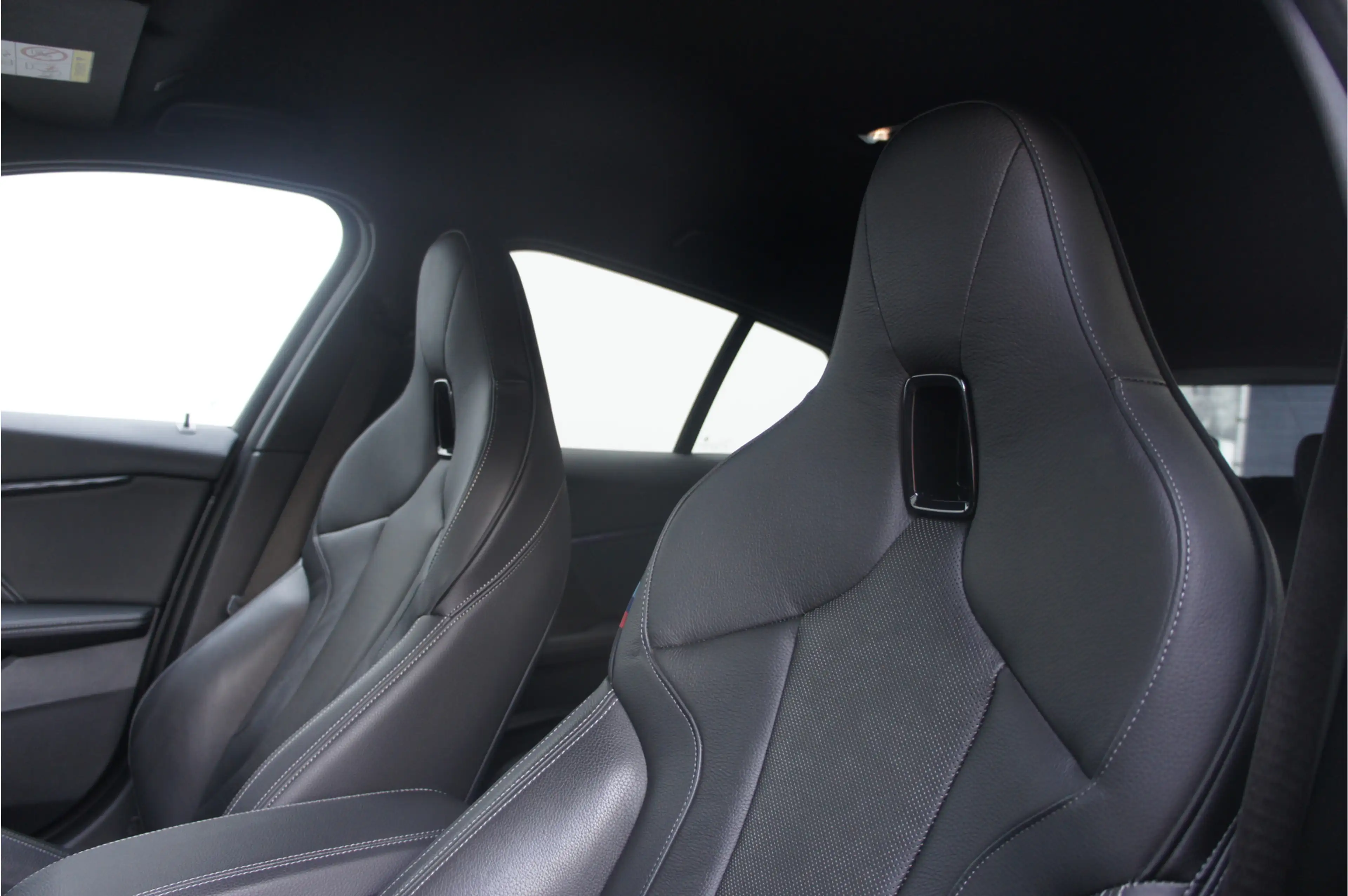 BMW 135 1-serie M135i xDrive High Executive — photo 14