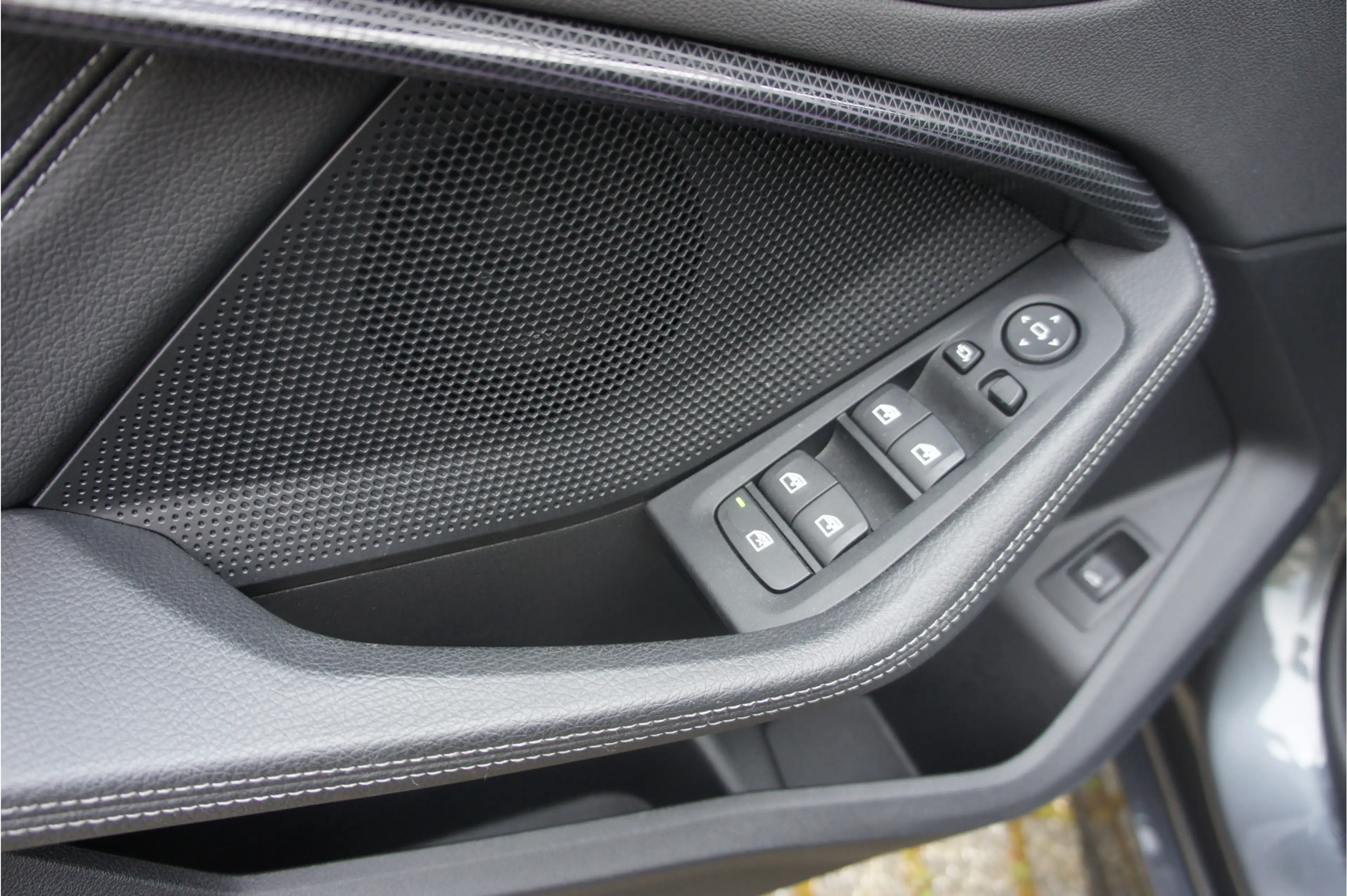 BMW 135 1-serie M135i xDrive High Executive — photo 20