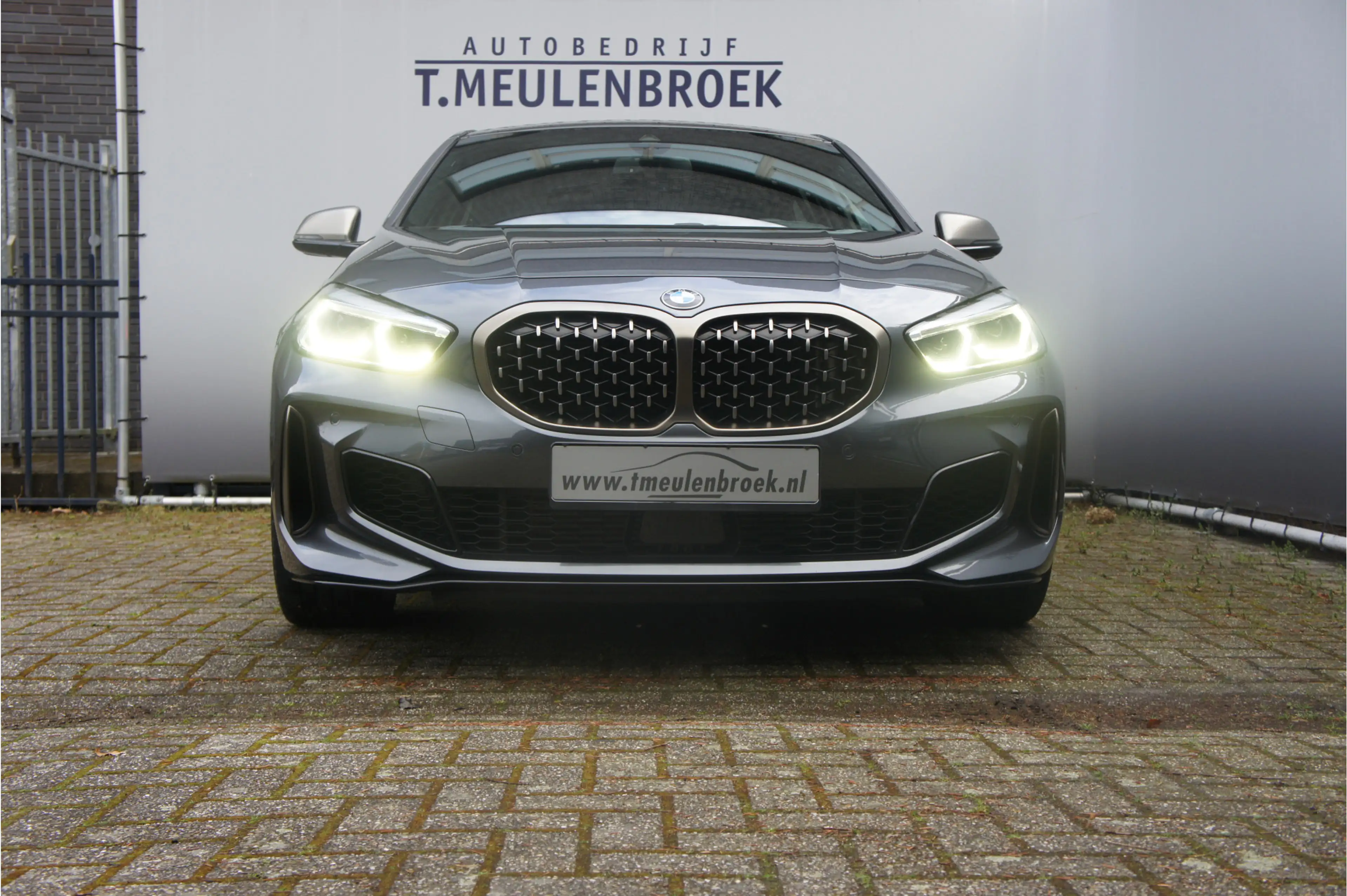 BMW 135 1-serie M135i xDrive High Executive — photo 5