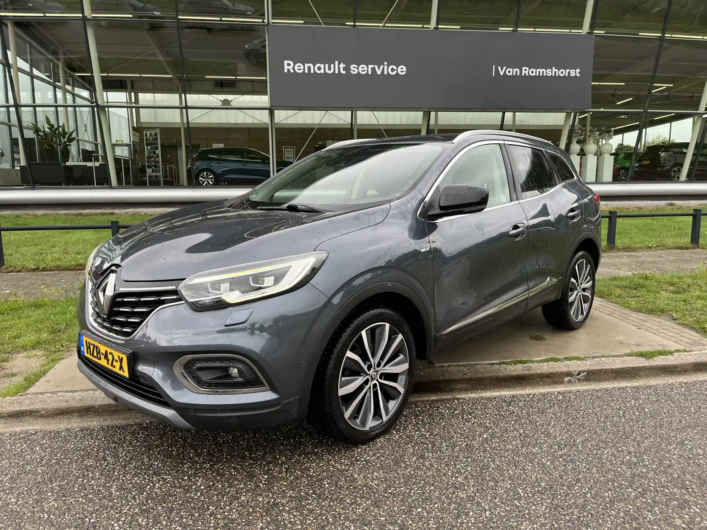 Renault Kadjar 1.3 TCe 160 PK Bose / Dealer onderhouden / Trekhaa Grijs - 1